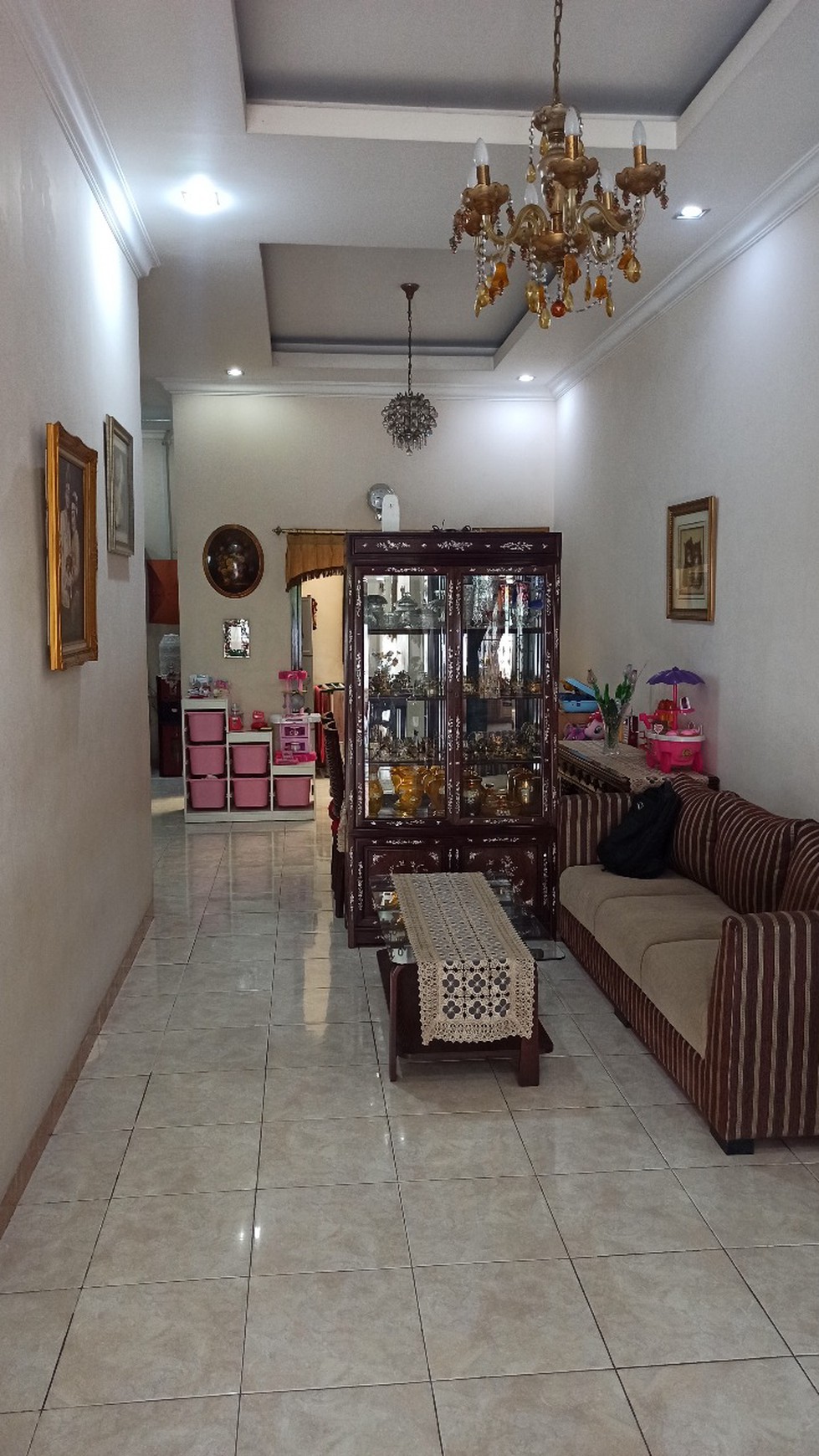 Rumah siap huni, lokasi strategis di Pondok Aren.