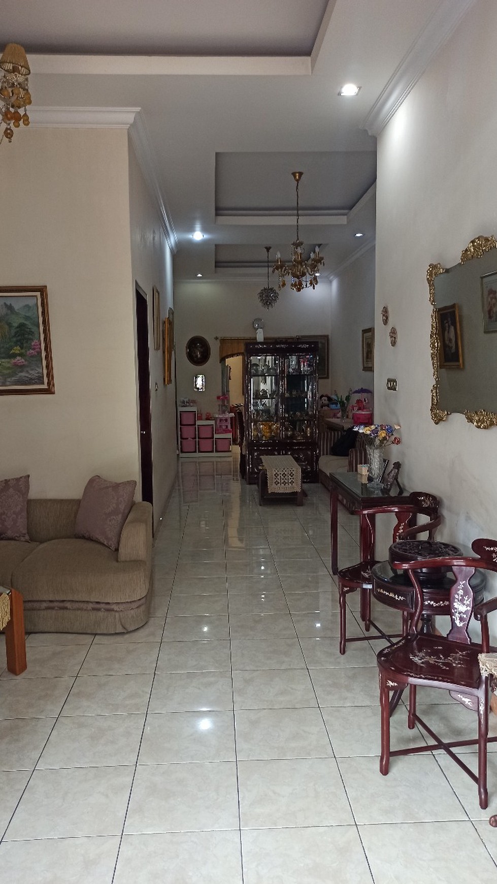 Rumah siap huni, lokasi strategis di Pondok Aren.