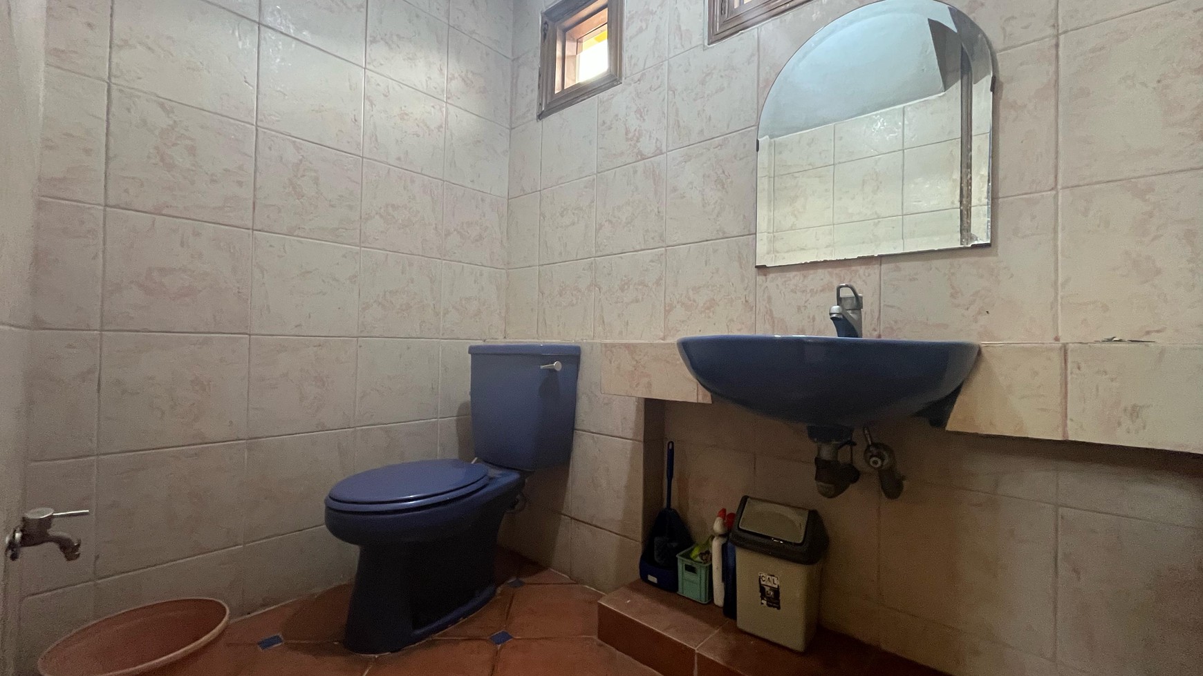 Rumah Luas & Fungsional di  Komplek Nyaman Cinere Berfasilitas Lap Tennis & SwimPool