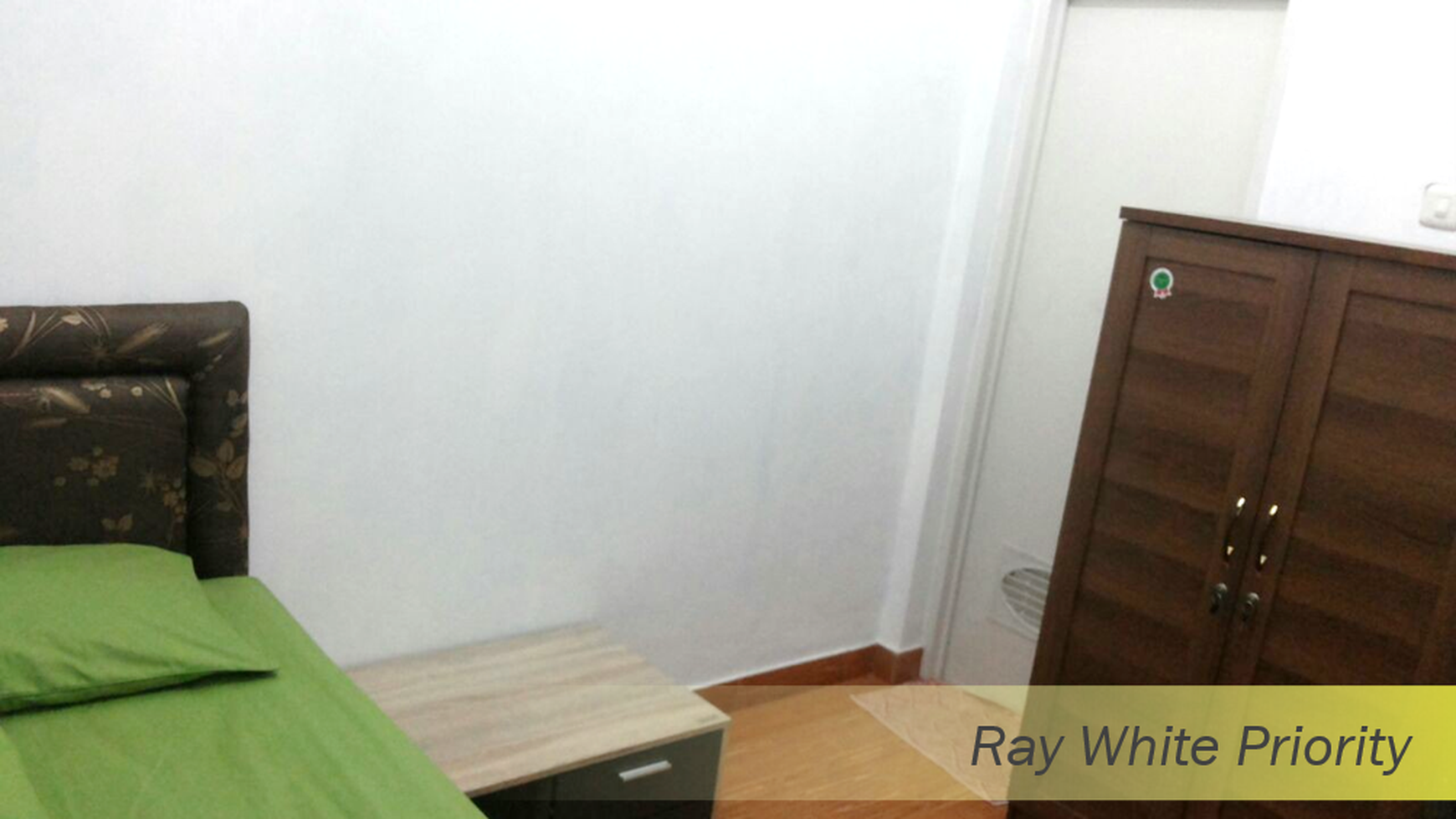 Rumah Kost 22 Kamar 3 Lantai Lokasi Strategis di Tanjung Duren - Jakarta Barat