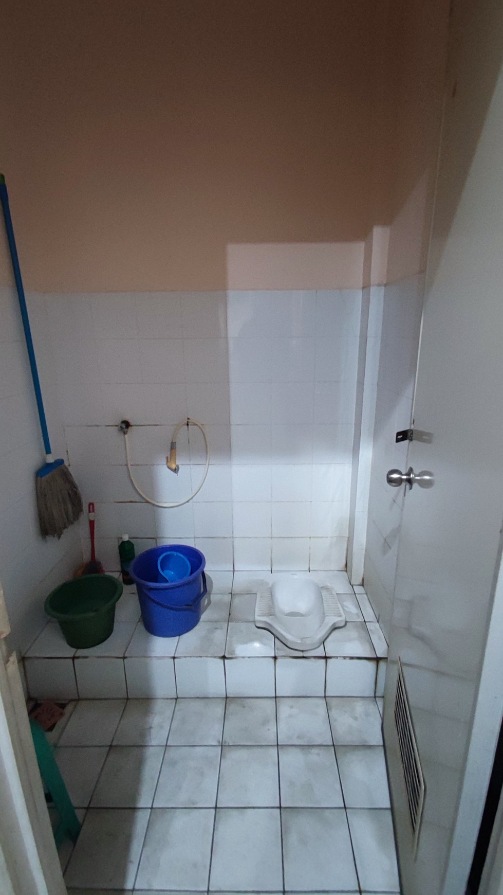 Hot Rent. Gudang luas di Taman Tekno, BSD