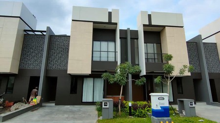 Rumah Asri Fully Furnished - Cluster Eldora Suvarna Sutera