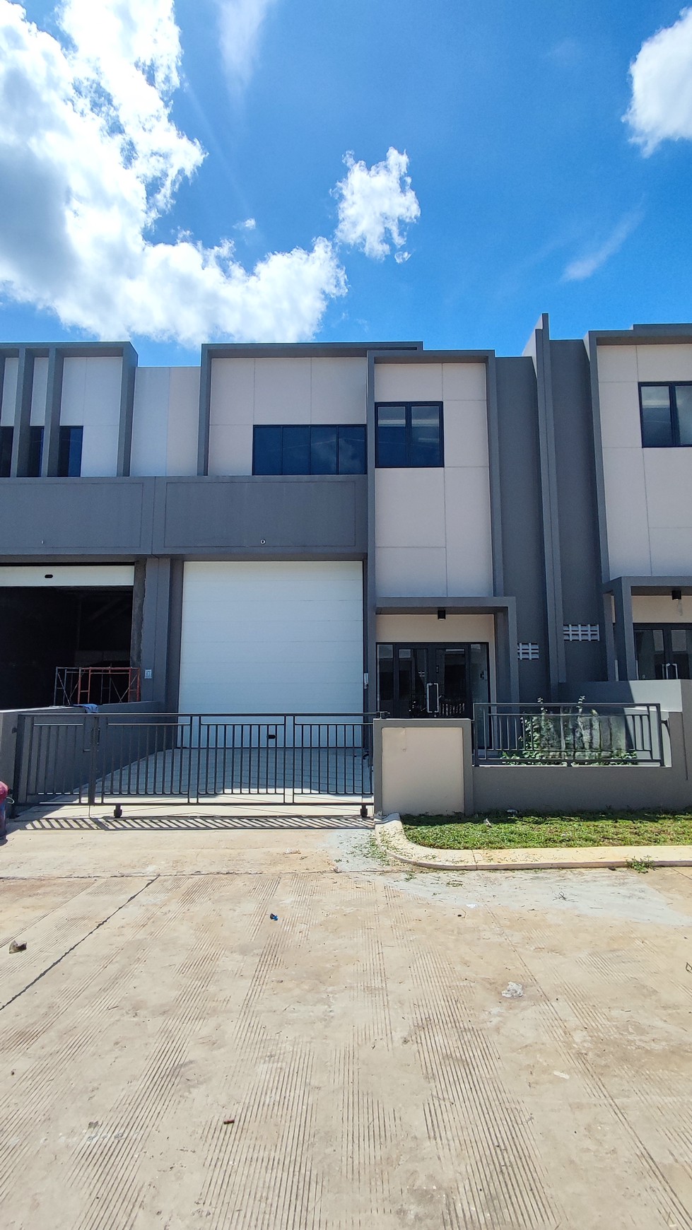 Best Price. Gudang brand new di Taman Tekno X, BSD