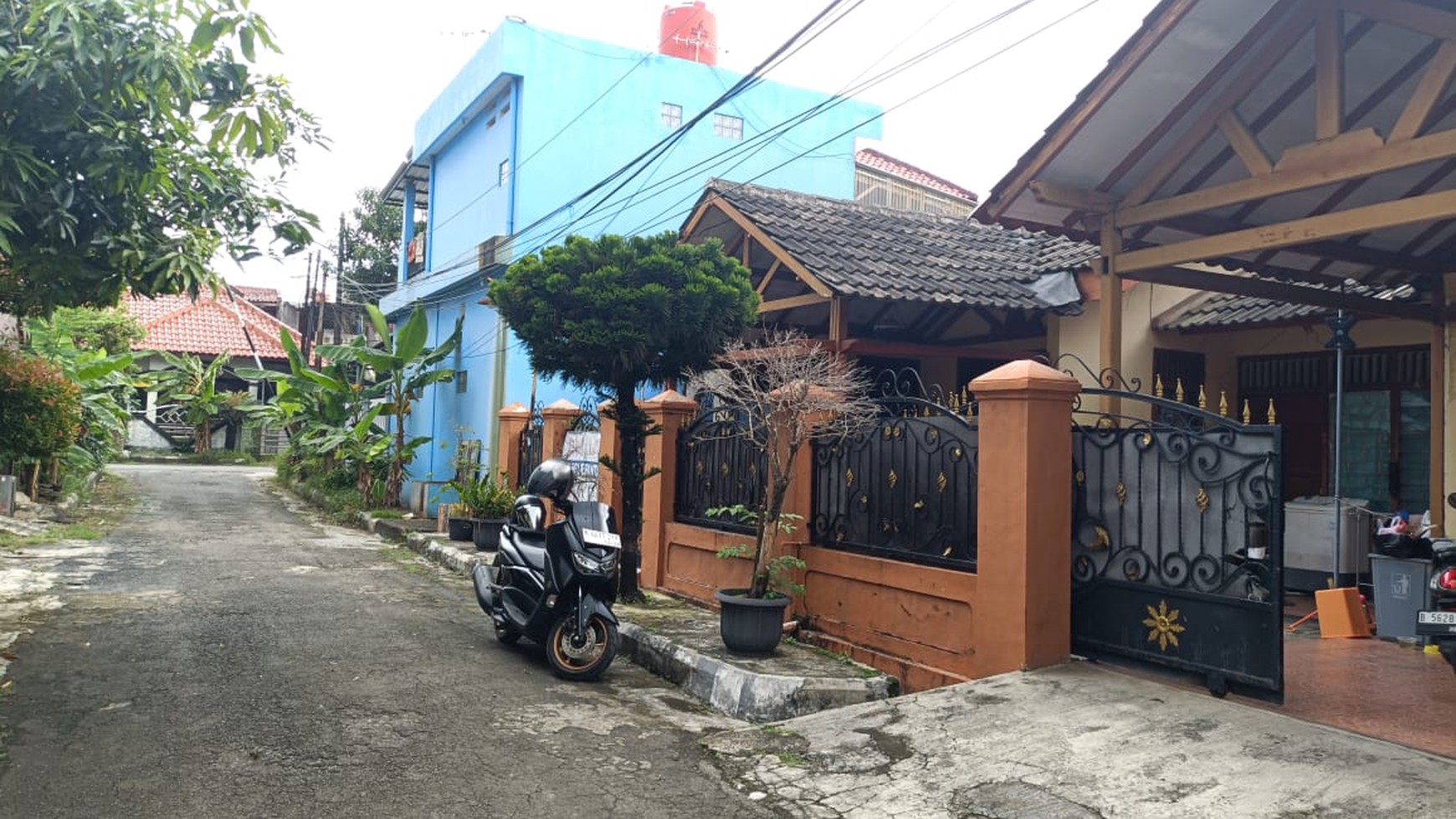 Rumah Hitung Tanah Area Cipete