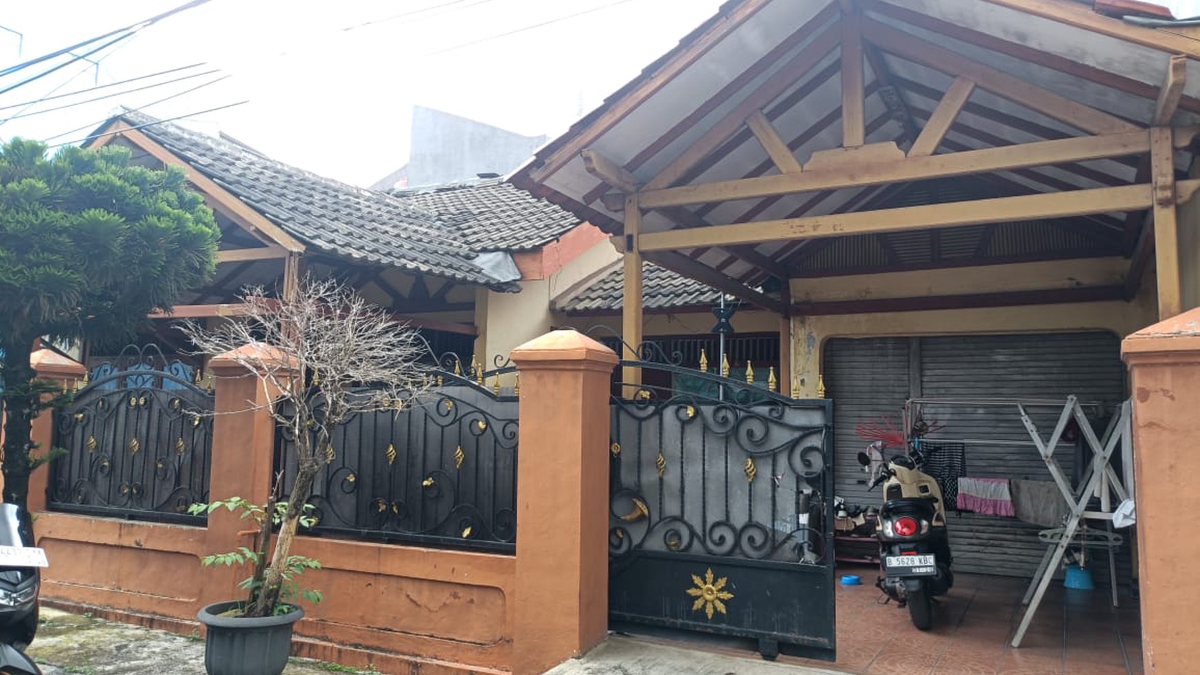 Rumah Hitung Tanah Area Cipete