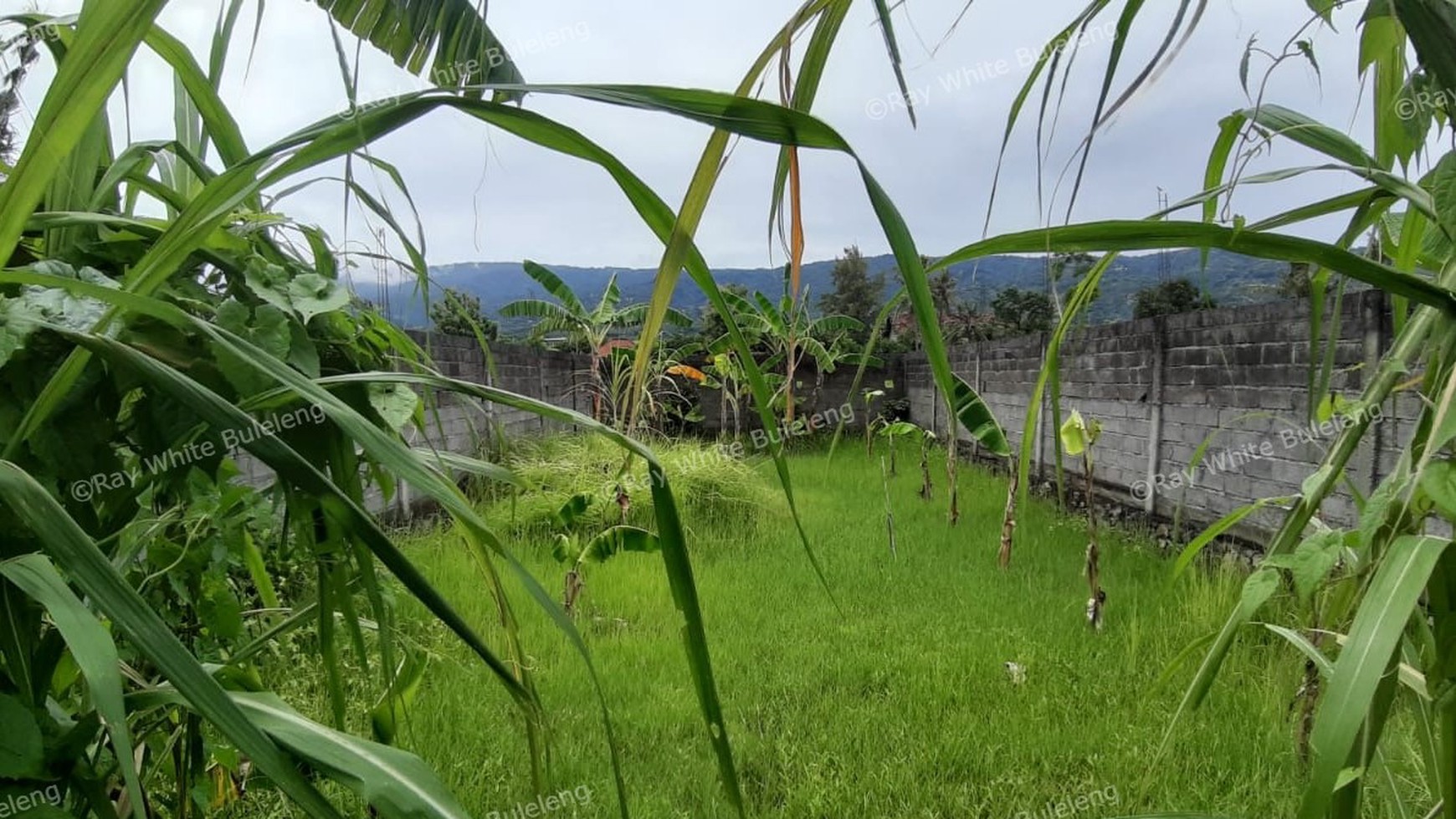 400 sqm plot of Land For Sale