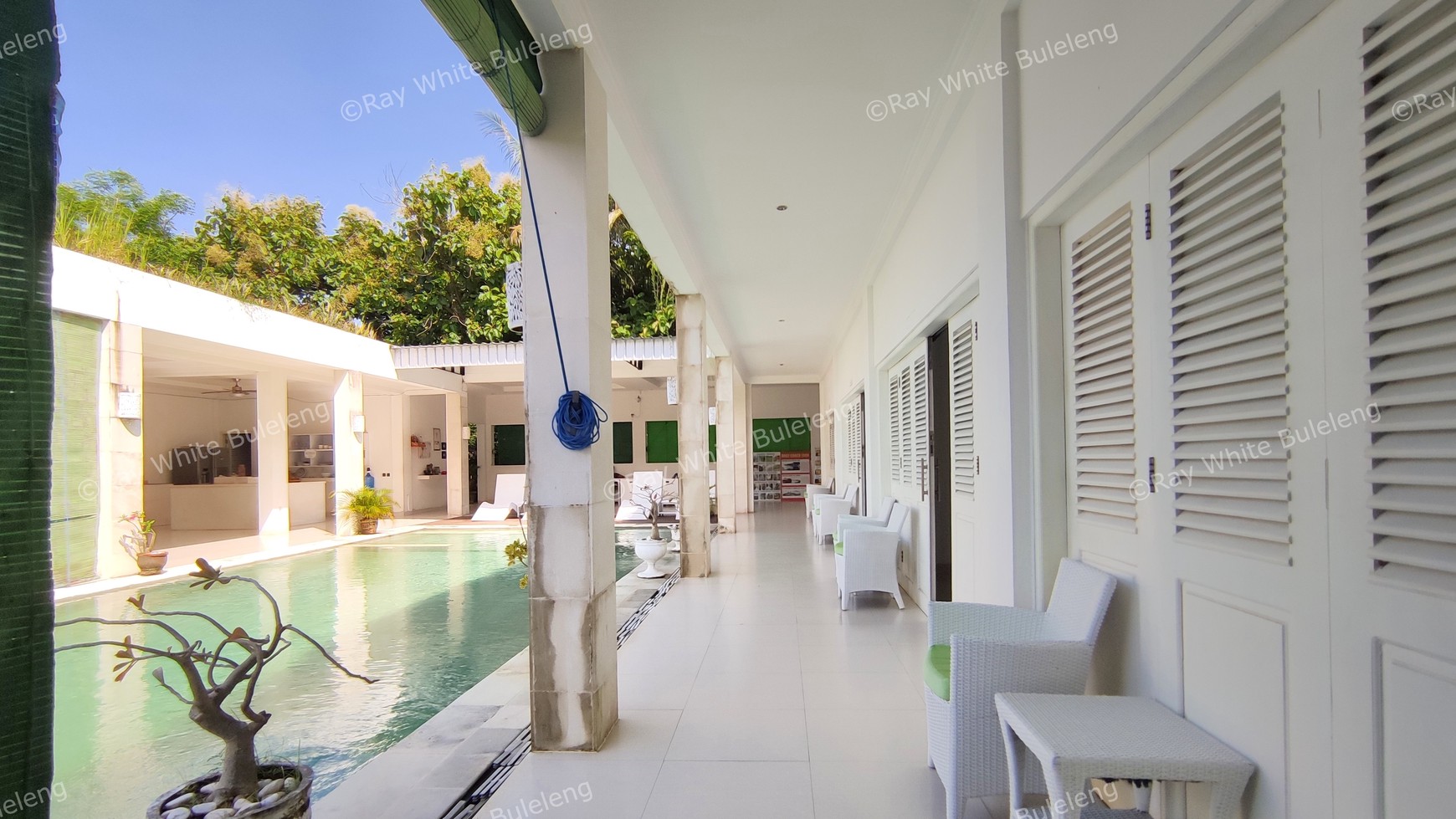FREEHOLD VILLA IN LOVINA AREA