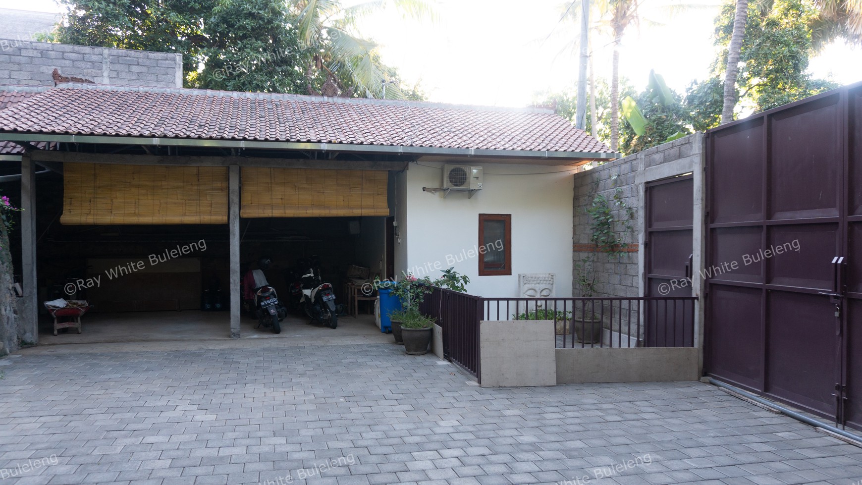 4 BEDROOMS VILLA IN LOVINA - FREEHOLD