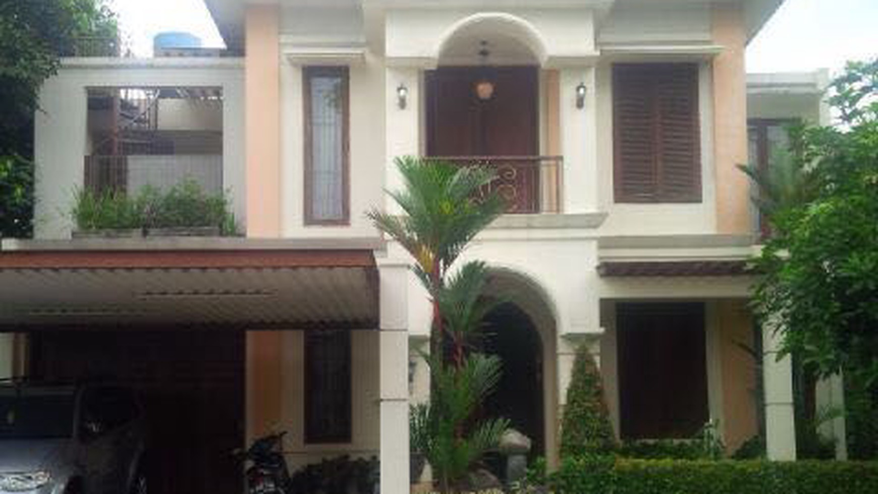 Rumah mewah di Townhouse, Grand Bintaro Residence