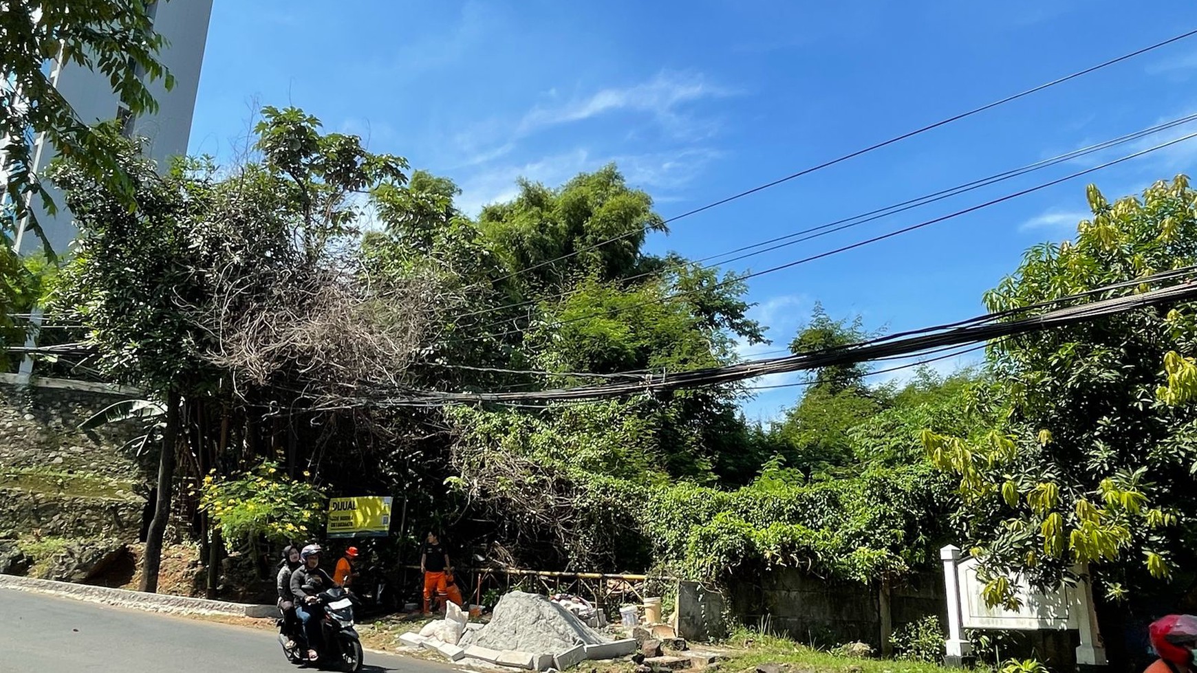 Kavling besar utk bisnis/townhouse di Margasatwa, Jagakarsa