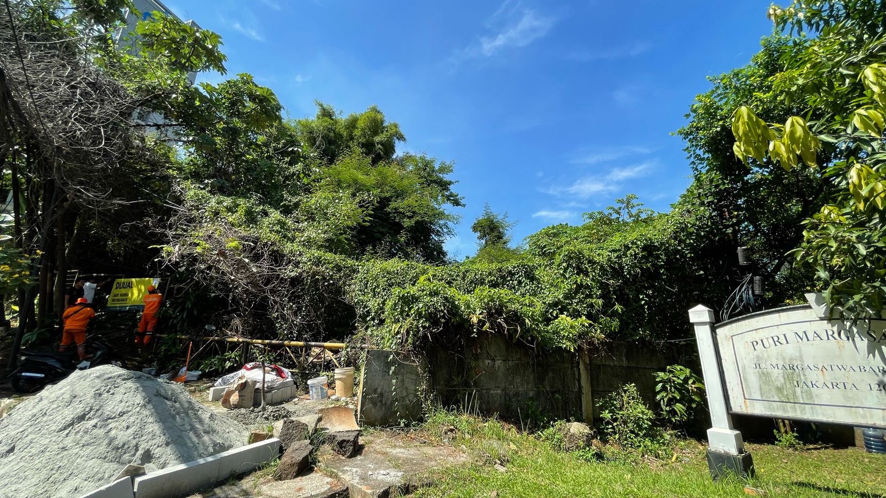 Kavling besar utk bisnis/townhouse di Margasatwa, Jagakarsa