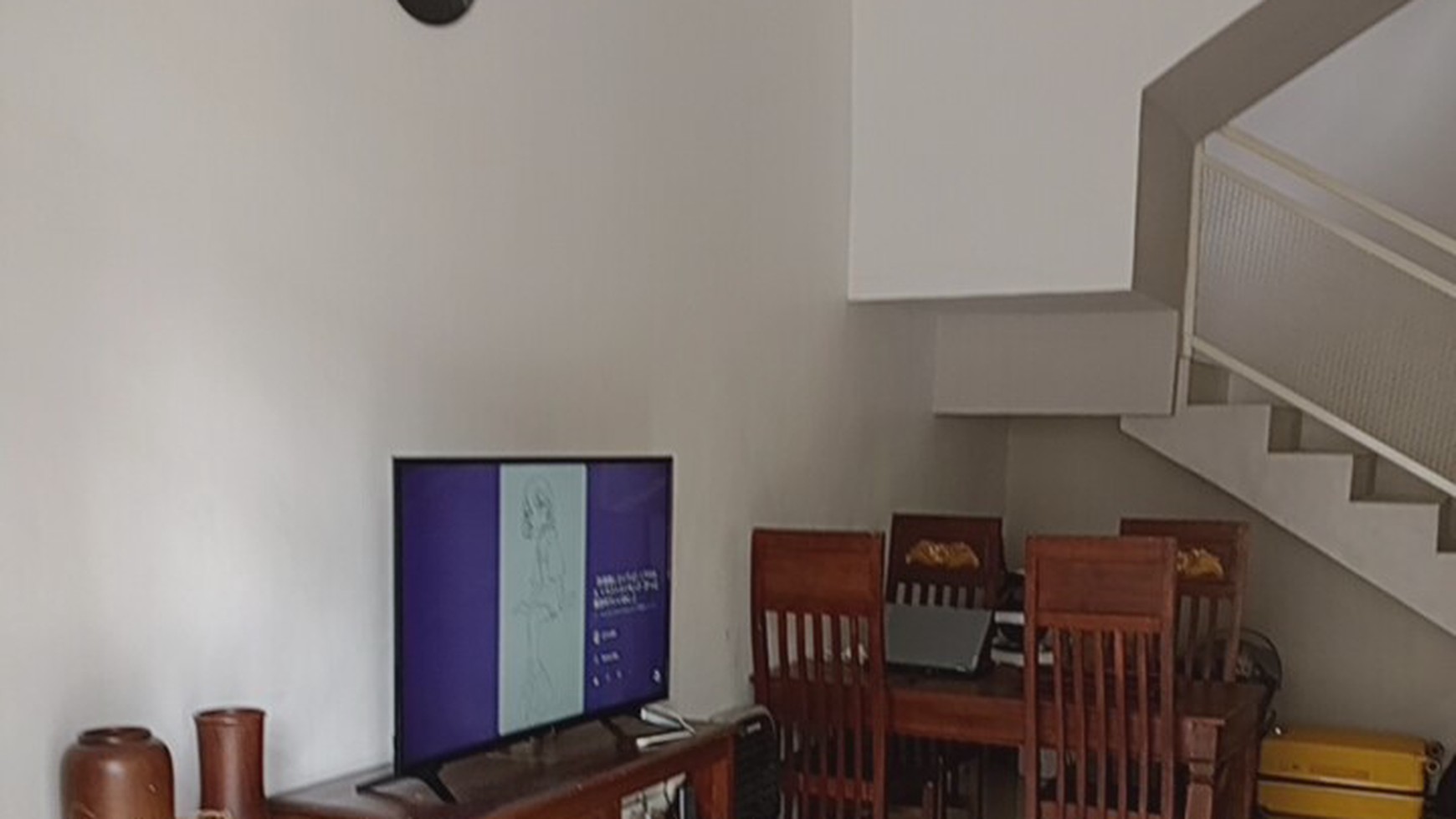Dijual Rumah dijual cantik lokasi strategis dekat jalan provinsi