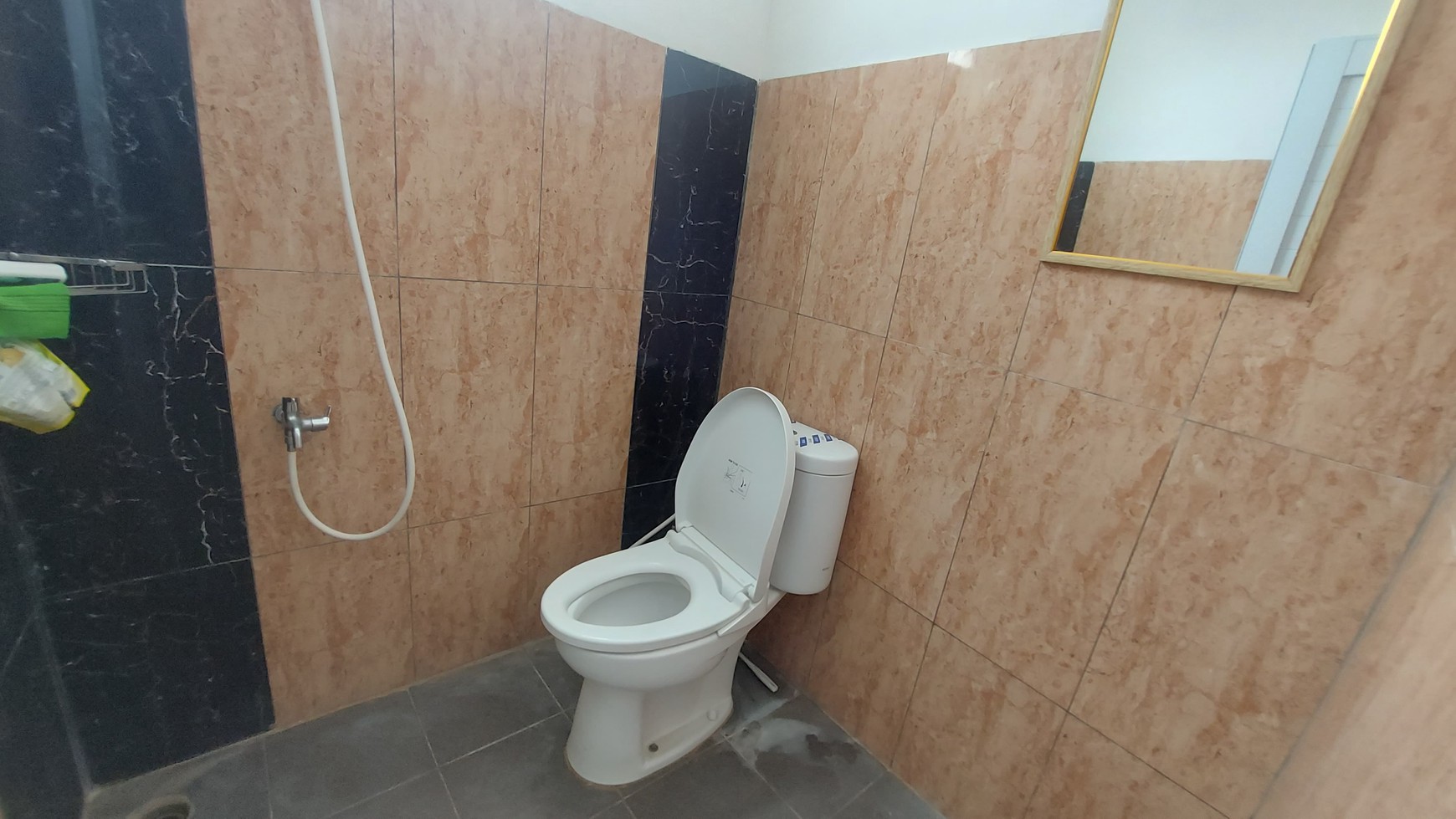 Ruko 4 Lantai Lokasi Strategis di Fatmawati, Jakarta Selatan.