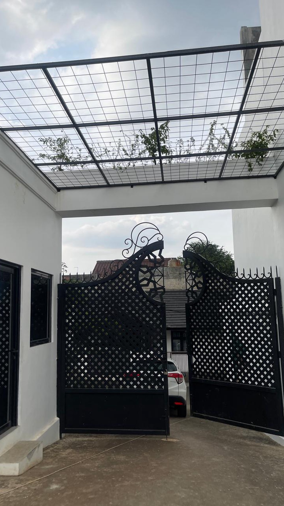 Dijual Town House Lebak Bulus