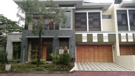 Disewakan Rumah Semi Furnish dalam Perum Taman Palagan Asri