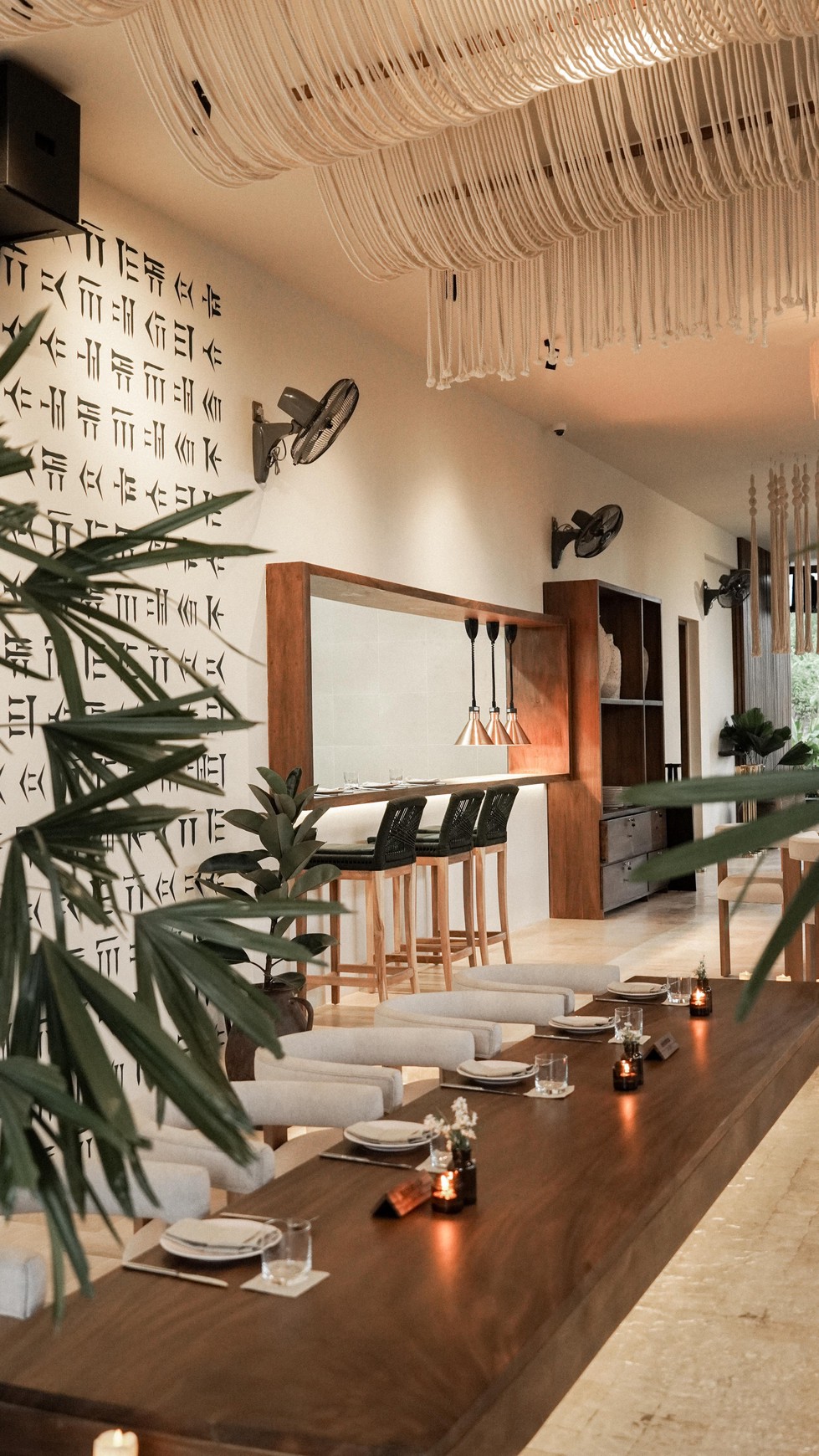 Leasehold - Premium Restaurant with Full Licensing in the Heart of Uluwatu, Bali - Ready for Business