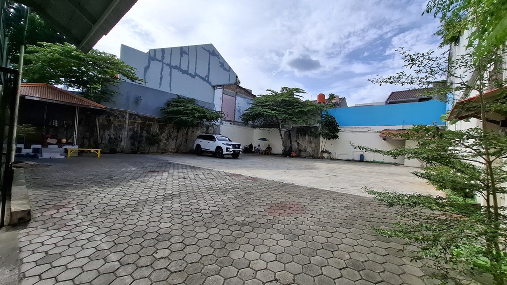 Tanah Berpagar 426 m2 Cocok Untuk Bisnis Di Tebet Barat Jaksel