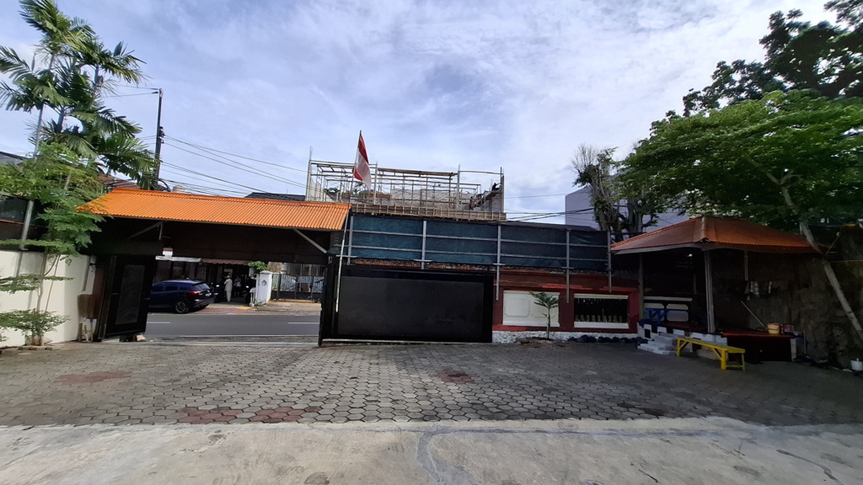 Tanah Berpagar 426 m2 Cocok Untuk Bisnis Di Tebet Barat Jaksel