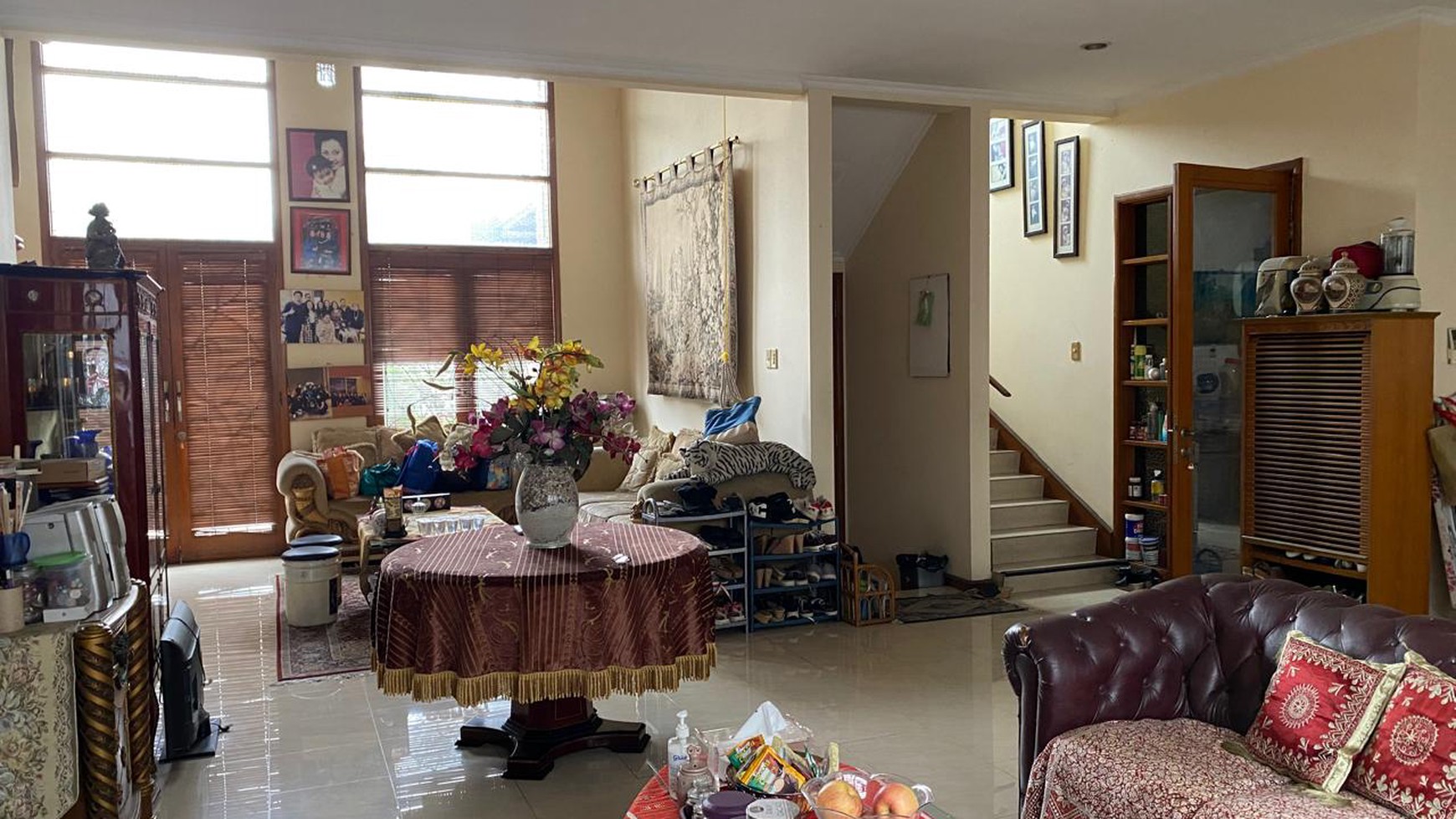 Rumah bagus, bebas banjir lokasi strategis di Cireunde