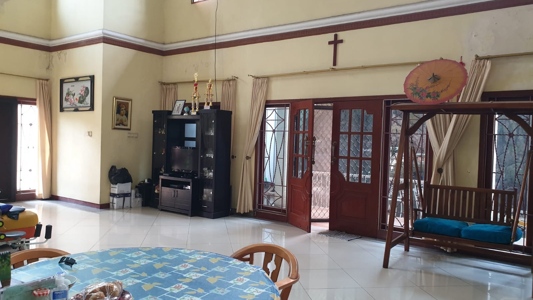 Rumah Siap Huni, Hoek, Asri di Villa Cinere Mas, Depok