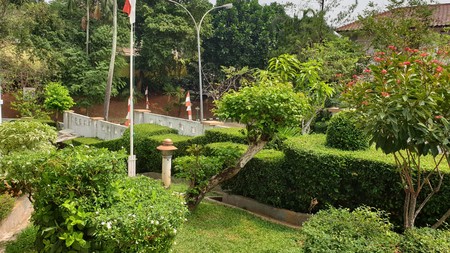 Rumah Siap Huni, Hoek, Asri di Villa Cinere Mas, Depok