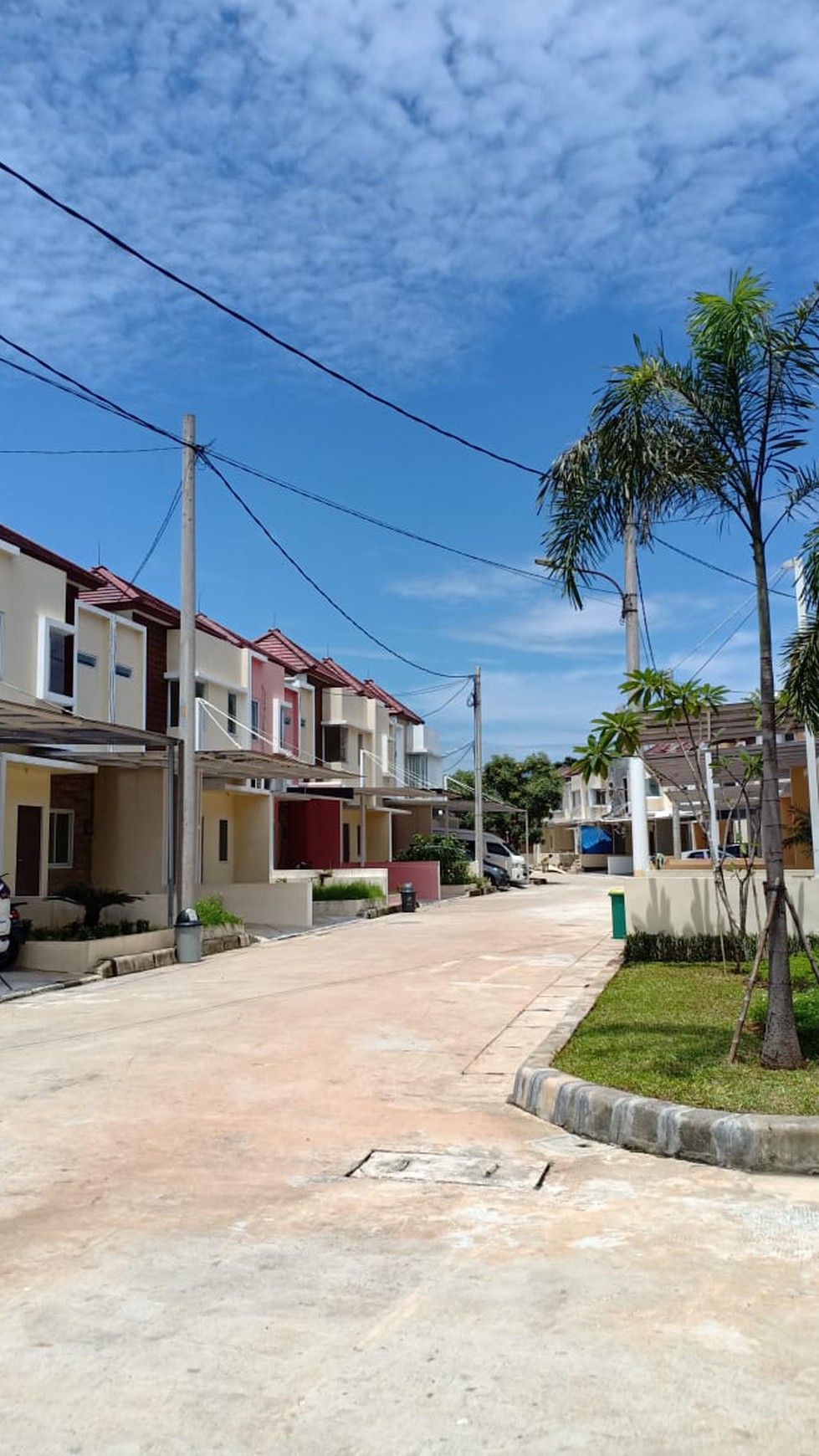 Rumah Minimalis, dalam Cluster di Rempoa