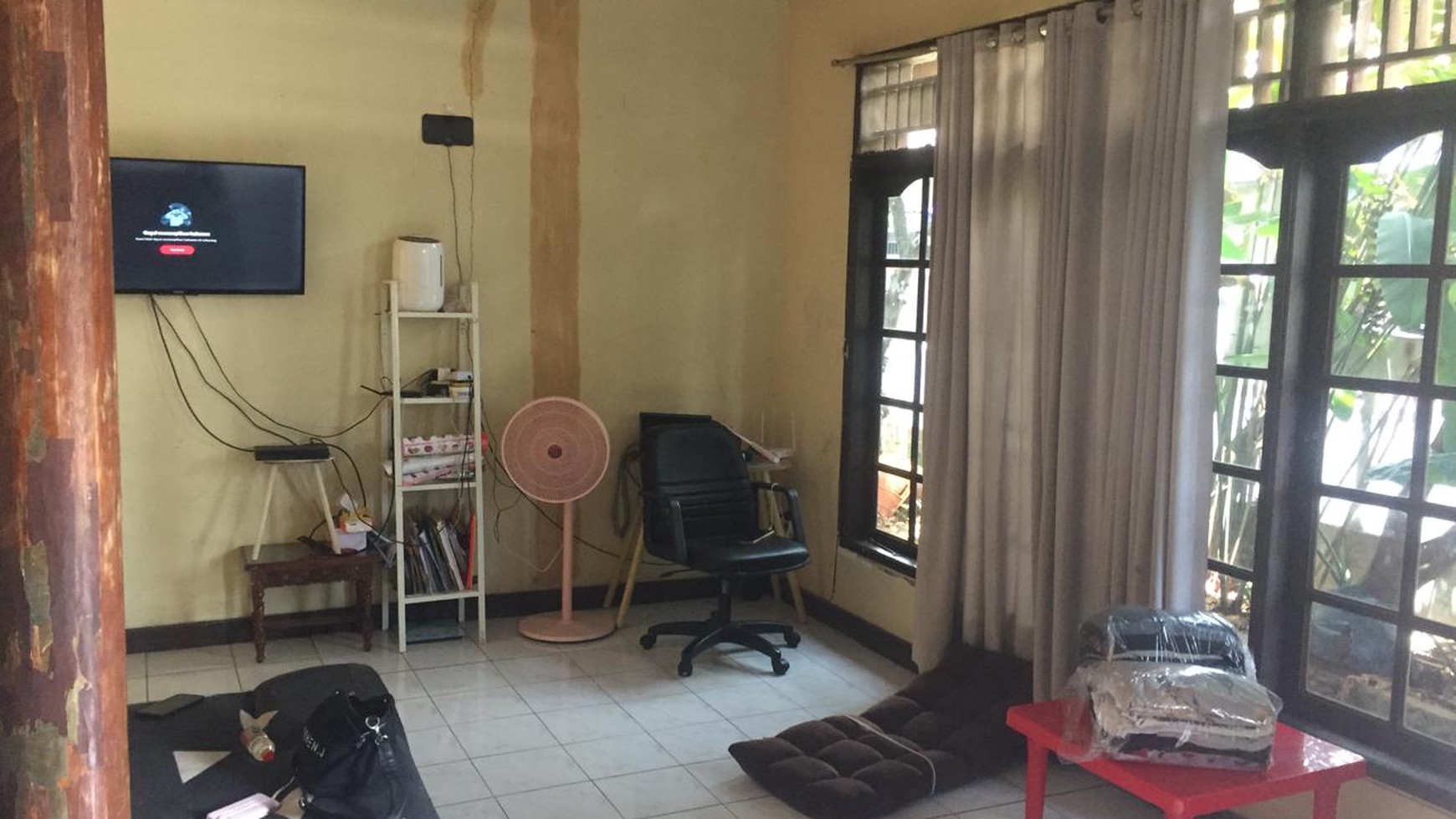 Rumah Hook Siap Huni di Pamulang