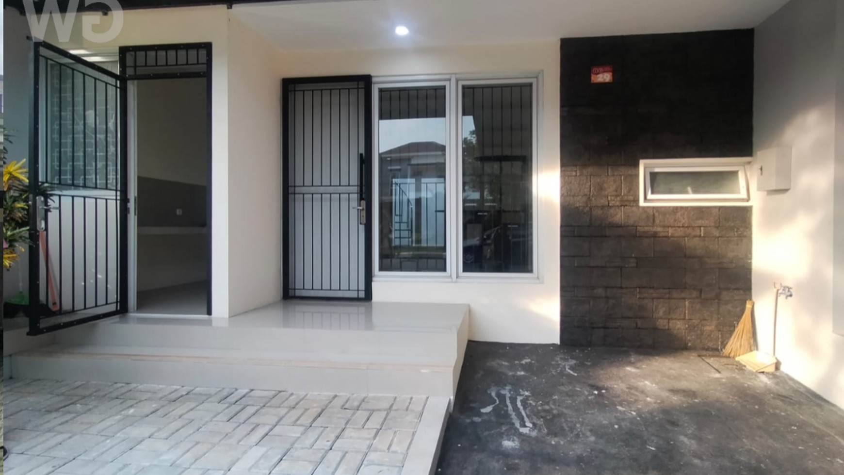 Rumah Disewa di Cluster Aquatic Garden Grand Wisata Bekasi - Dekat Mall Living World & Akses Tol