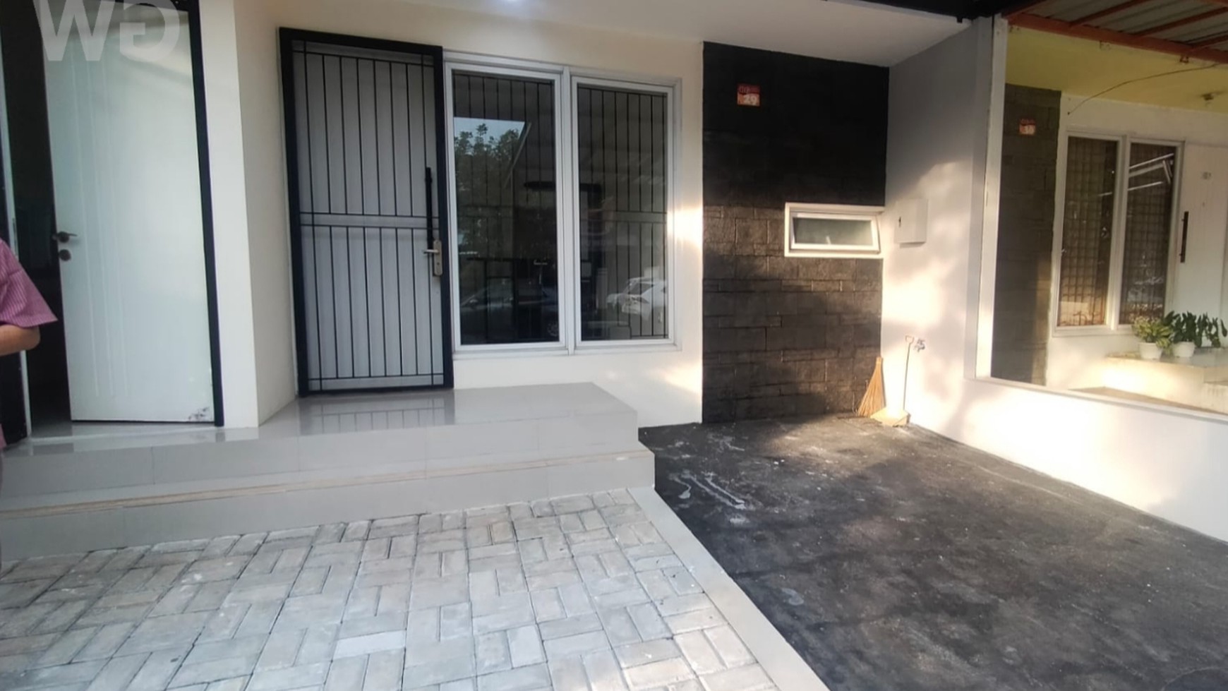 Rumah Disewa di Cluster Aquatic Garden Grand Wisata Bekasi - Dekat Mall Living World & Akses Tol