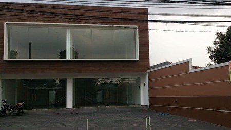 DIJUAL RUANG KANTOR 2.5 LANTAI LOKASI SANGAT STRATEGIS DI SELATAN JAKARTA