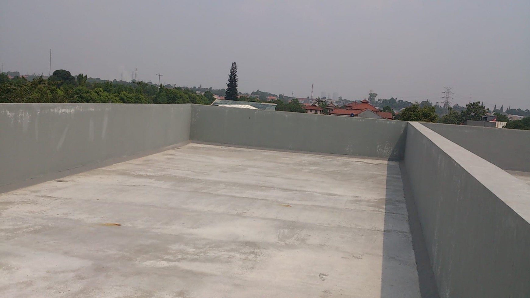 DIJUAL RUANG KANTOR 2.5 LANTAI LOKASI SANGAT STRATEGIS DI SELATAN JAKARTA.