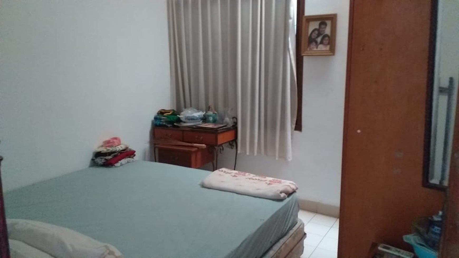 DIJUAL CEPAT, Lokasi strategis, dekat Mal Cinere, kompleks perumahan , Cinere