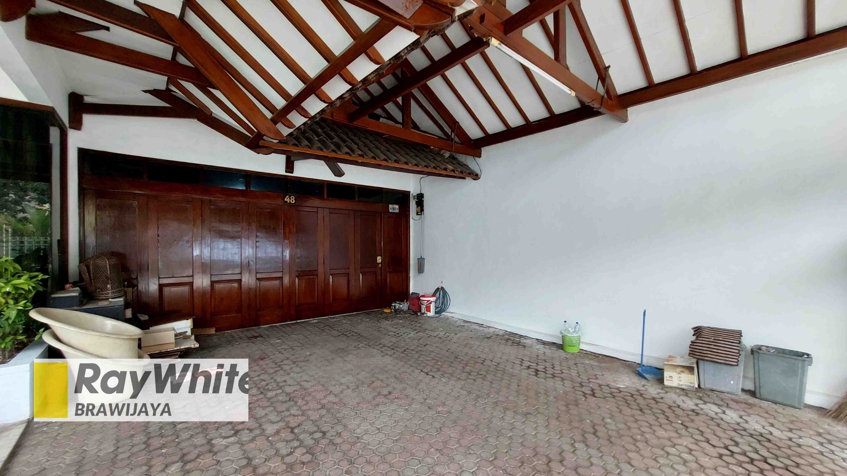 Rumah di Taman Cilandak, Jakarta Selatan, hanya 1 km ke MRT Fatmawati