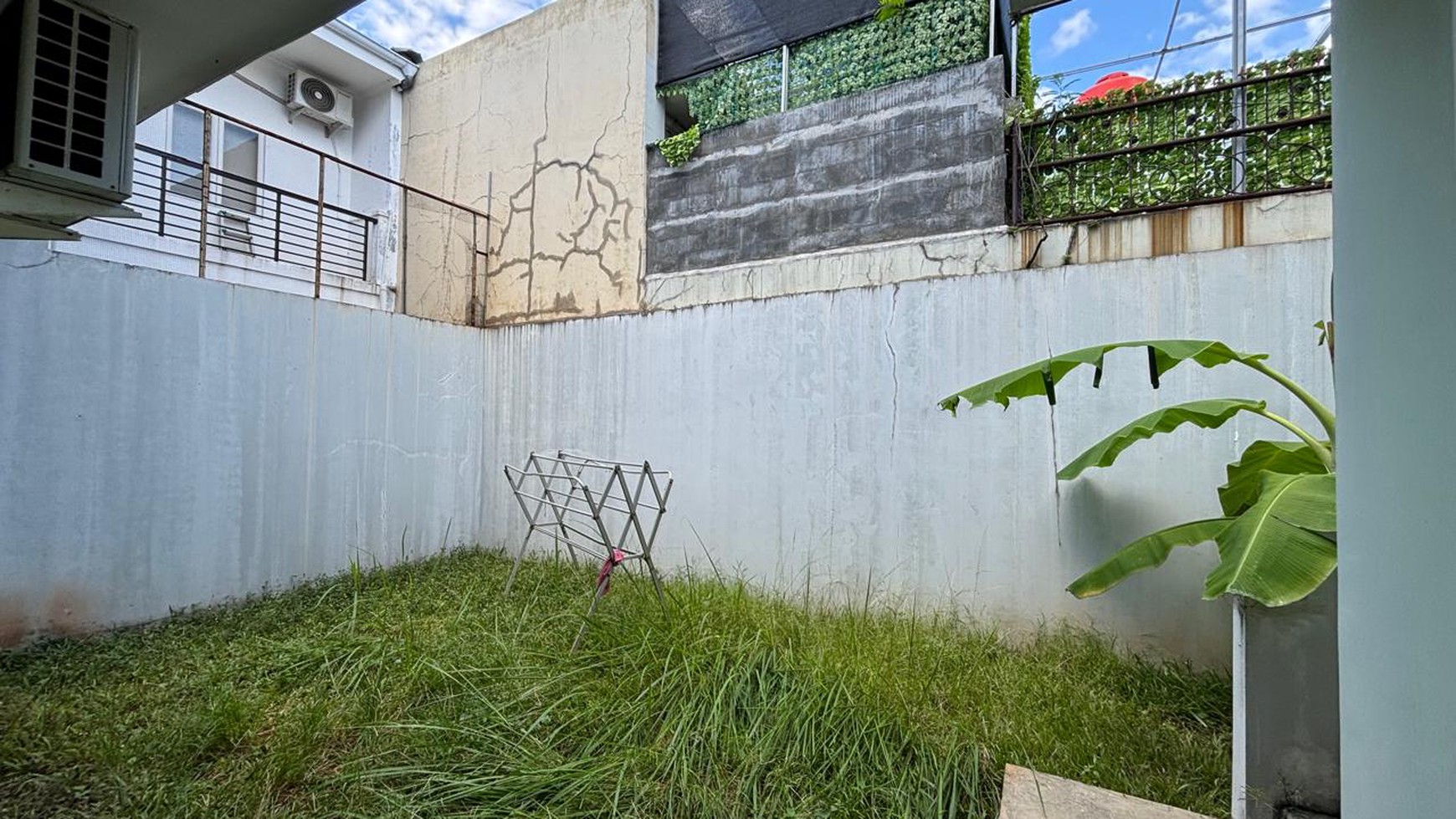 Rumah 2 Lantai di Kota Wisata 