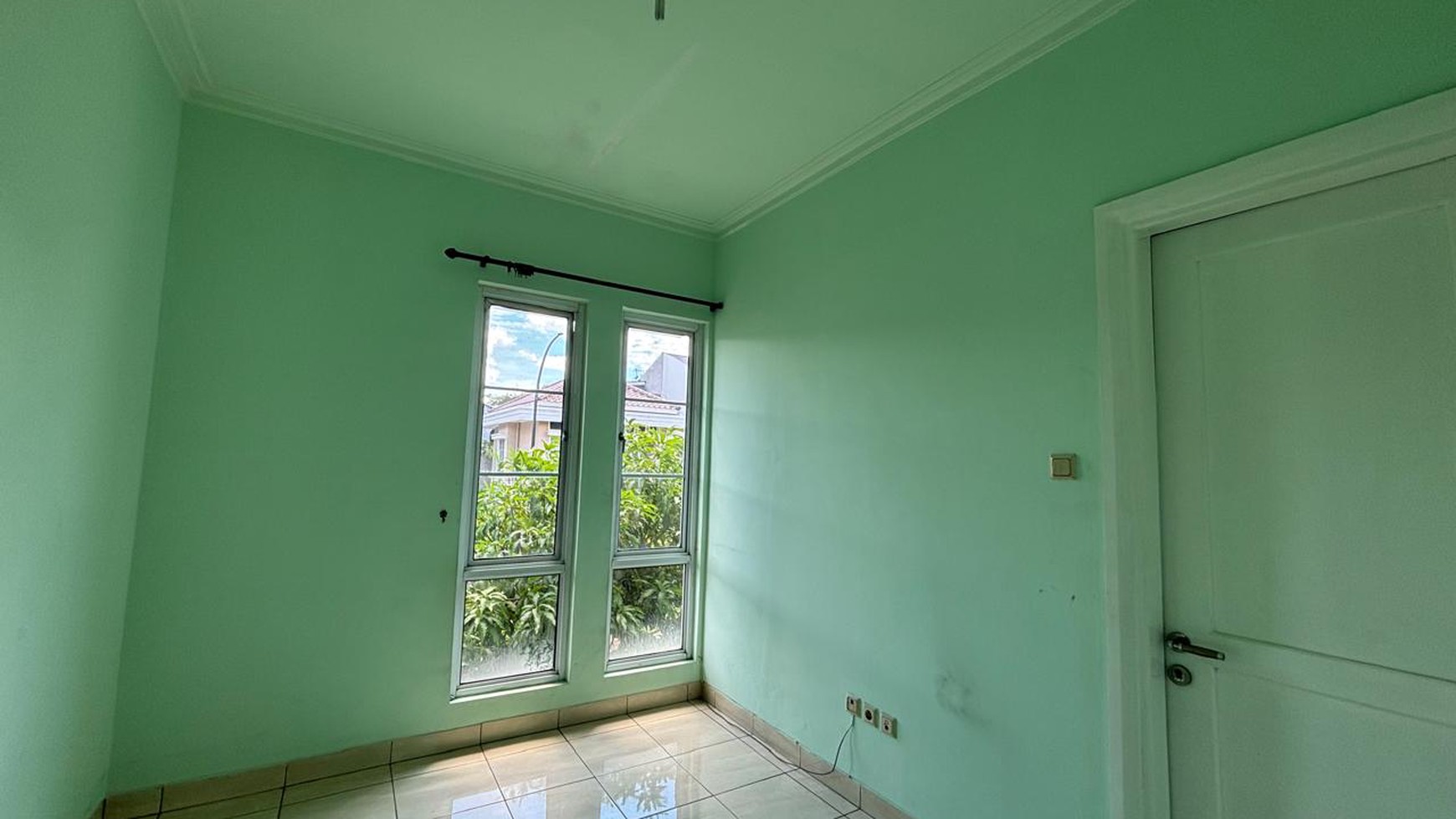 Rumah 2 Lantai di Kota Wisata 