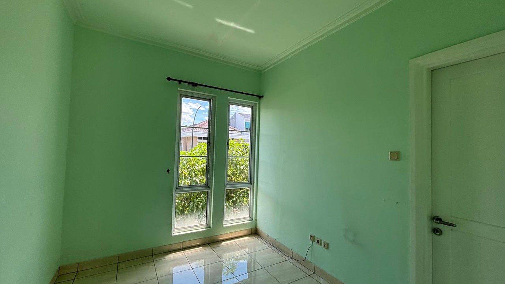 Rumah 2 Lantai di Kota Wisata 