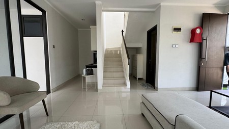 Rumah Cantik, Bersih dengan Hunian Nyaman dan Asri @Kebayoran Harmony