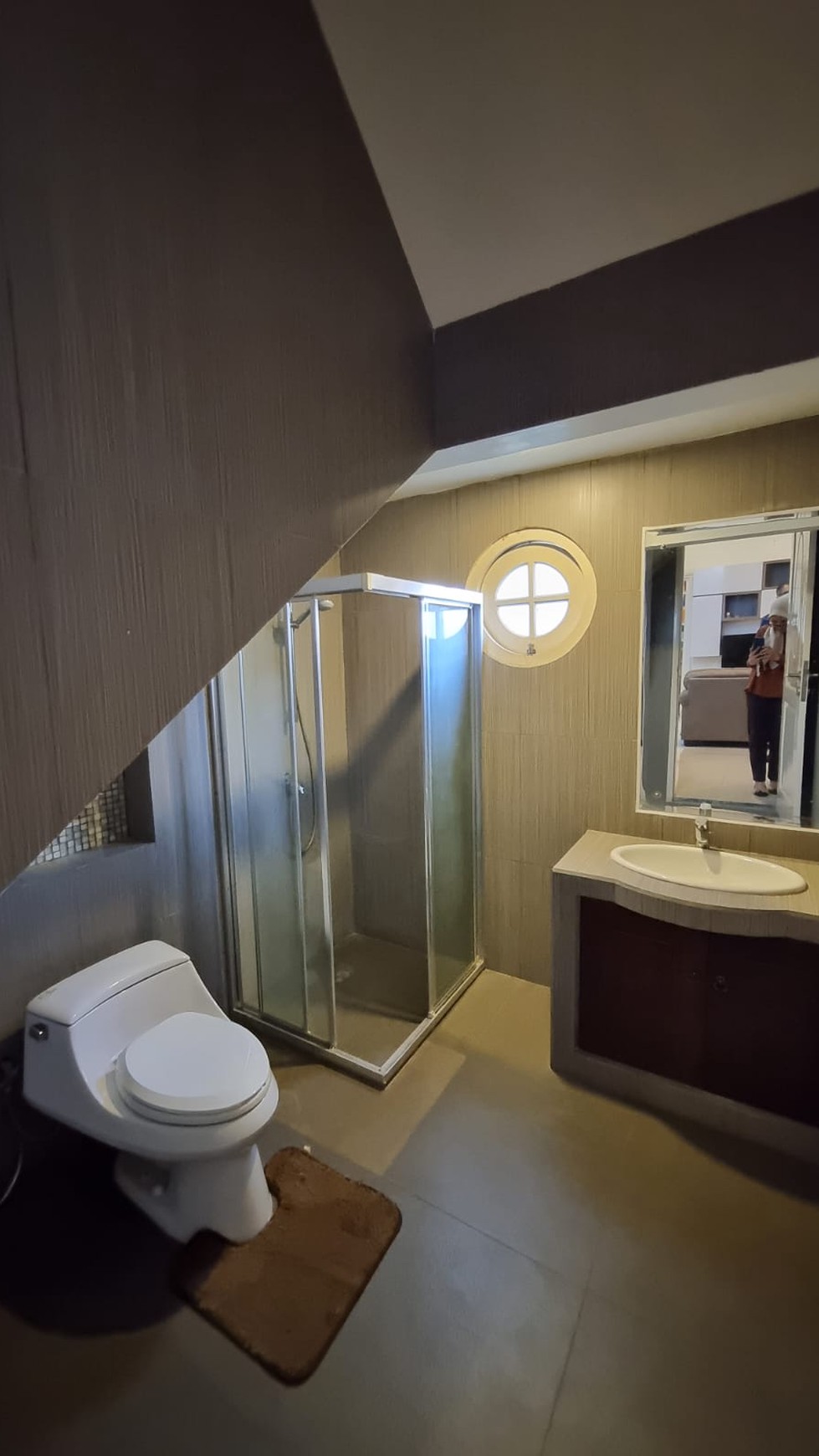 Rumah Cantik 2 Lantai dengan Desain Mewah dan Modern Lokasi Strategis @BSD