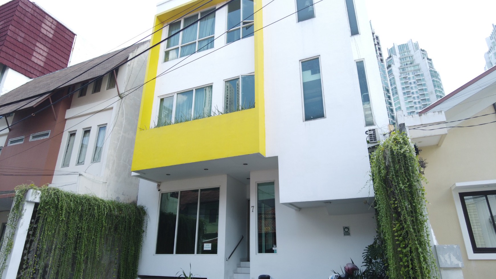 DIJUAL RUMAH KOST Strategis di Setiabudi Jakarta Selatan