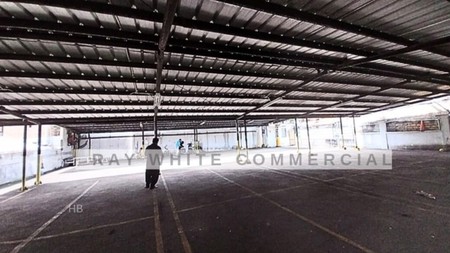 Tanah komersil , lokasi strategis , akses mudah,  pinggir jalan raya Kebagusan,  Jakarta Selatan.