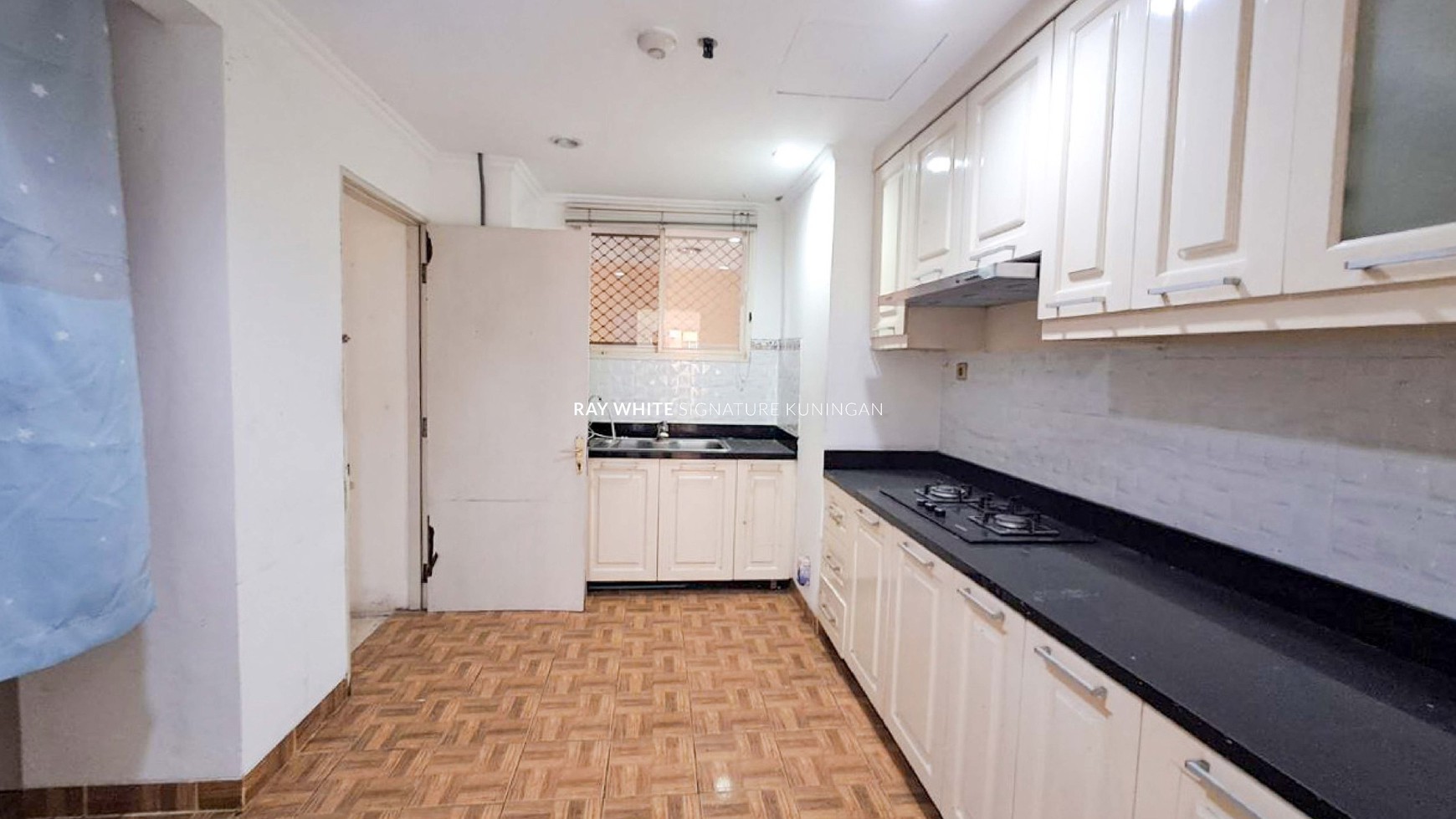 Apartemen Greenview Nuansa Hijau Pondok Indah 3 Bedrooms