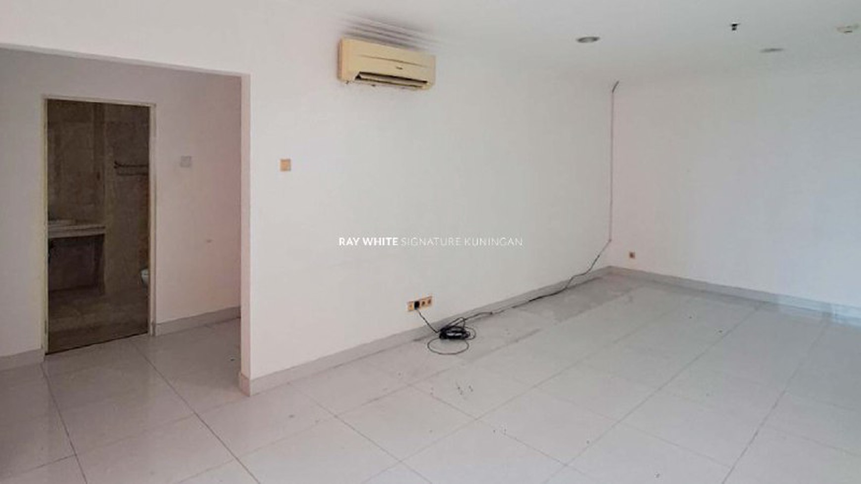 Apartemen Greenview Nuansa Hijau Pondok Indah 3 Bedrooms