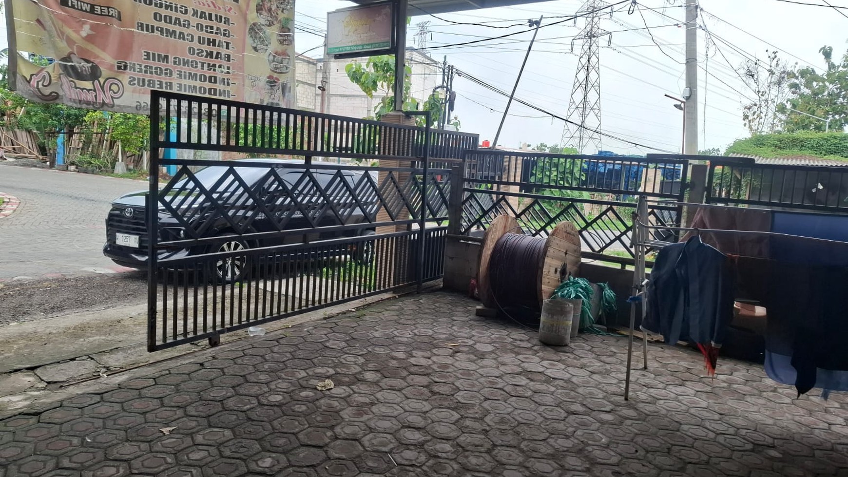 Dijual Rumah + Kos Aktif di Driyorejo Gresik - Lokasi Nol Jalan