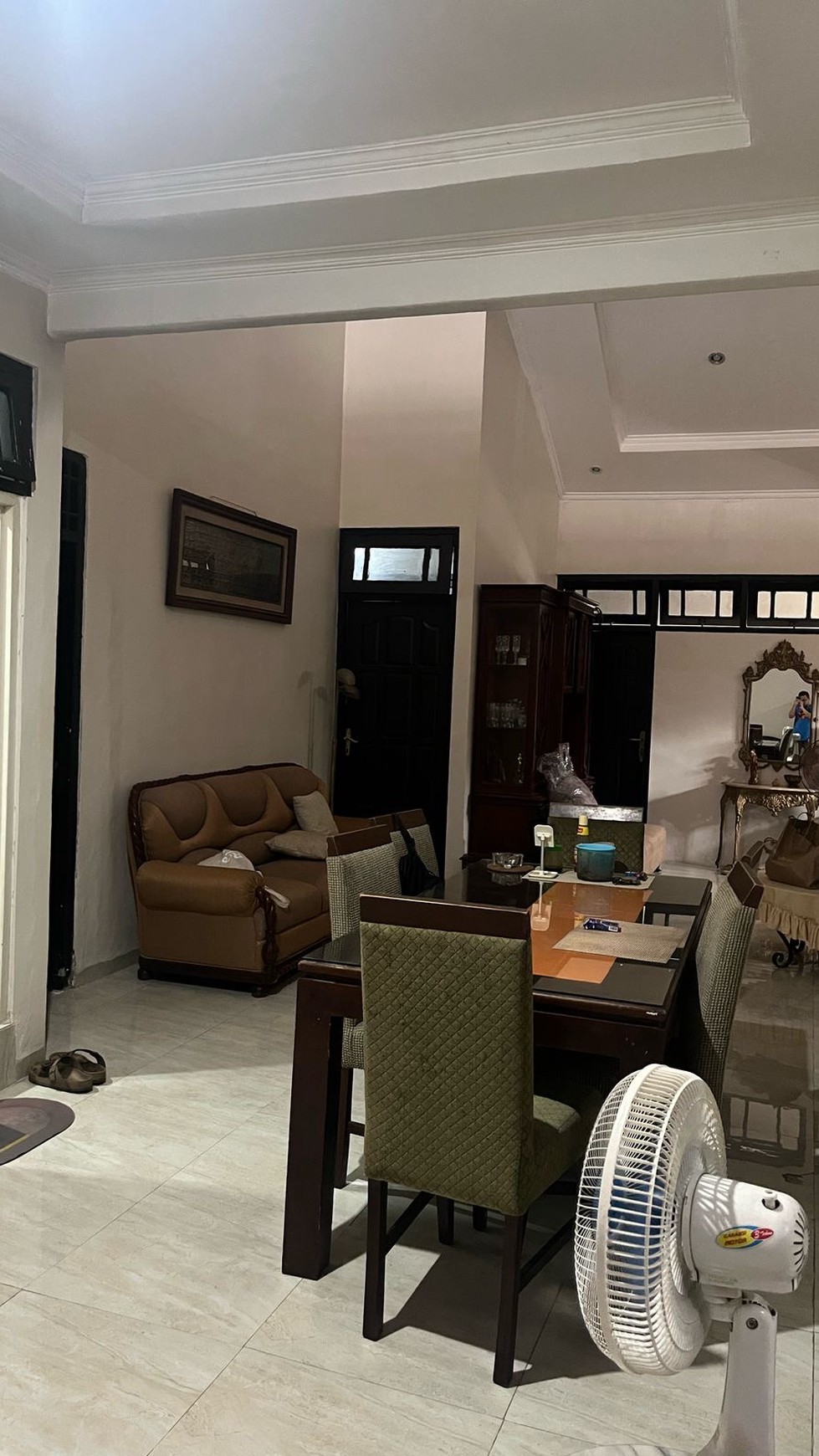 RUMAH SIAP HUNI PONDOK KARYA PERMAI, REMPOA, CIPUTAT TIMUR