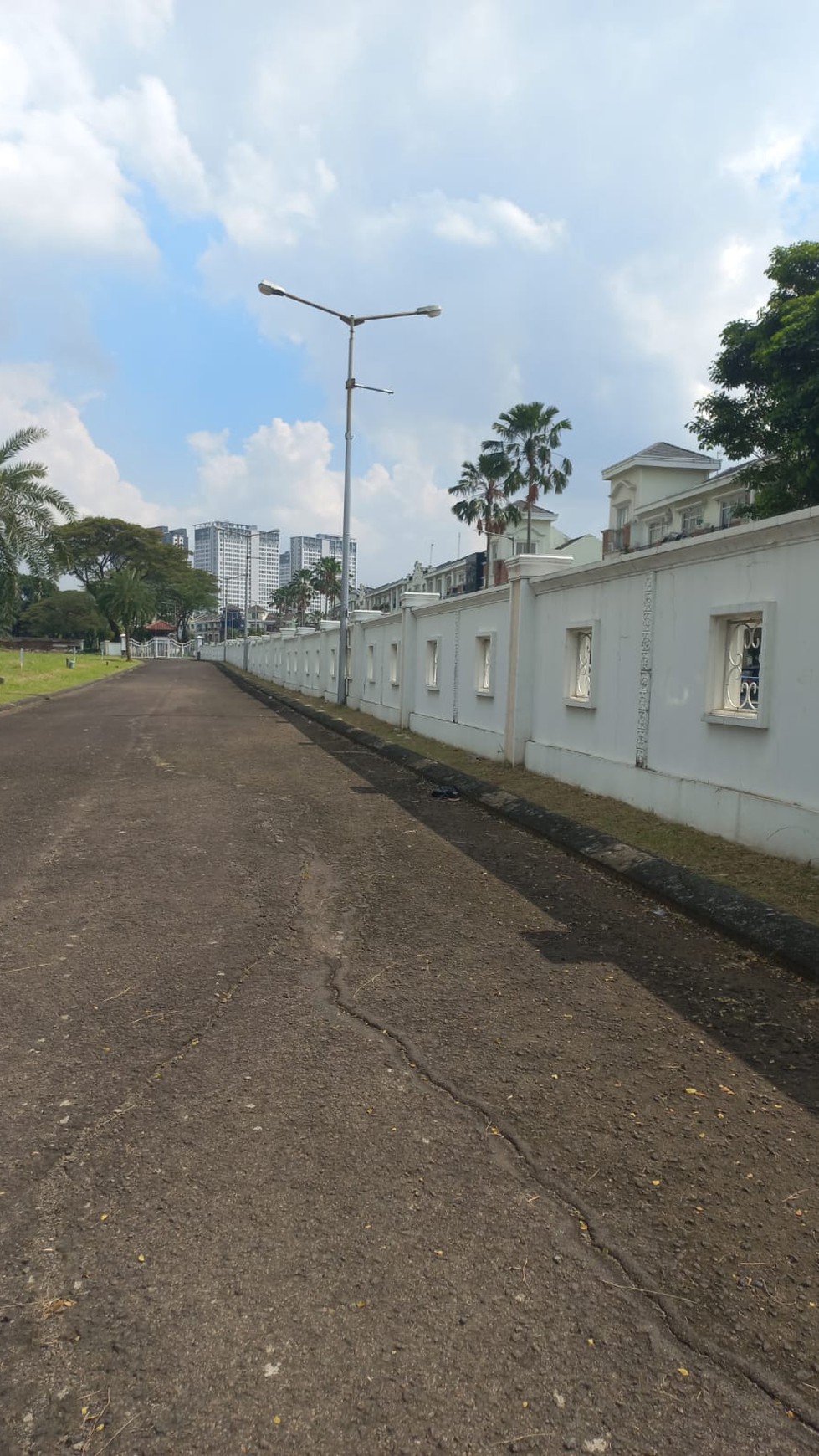 Rumah Hitung Tanah Area Cipete