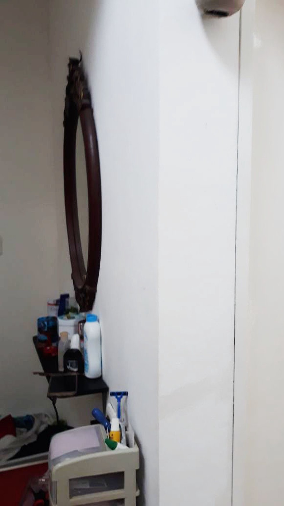 Rumah Siap Huni, Minimalis, Hunian Nyaman dan Asri Mahagoni Bintaro.