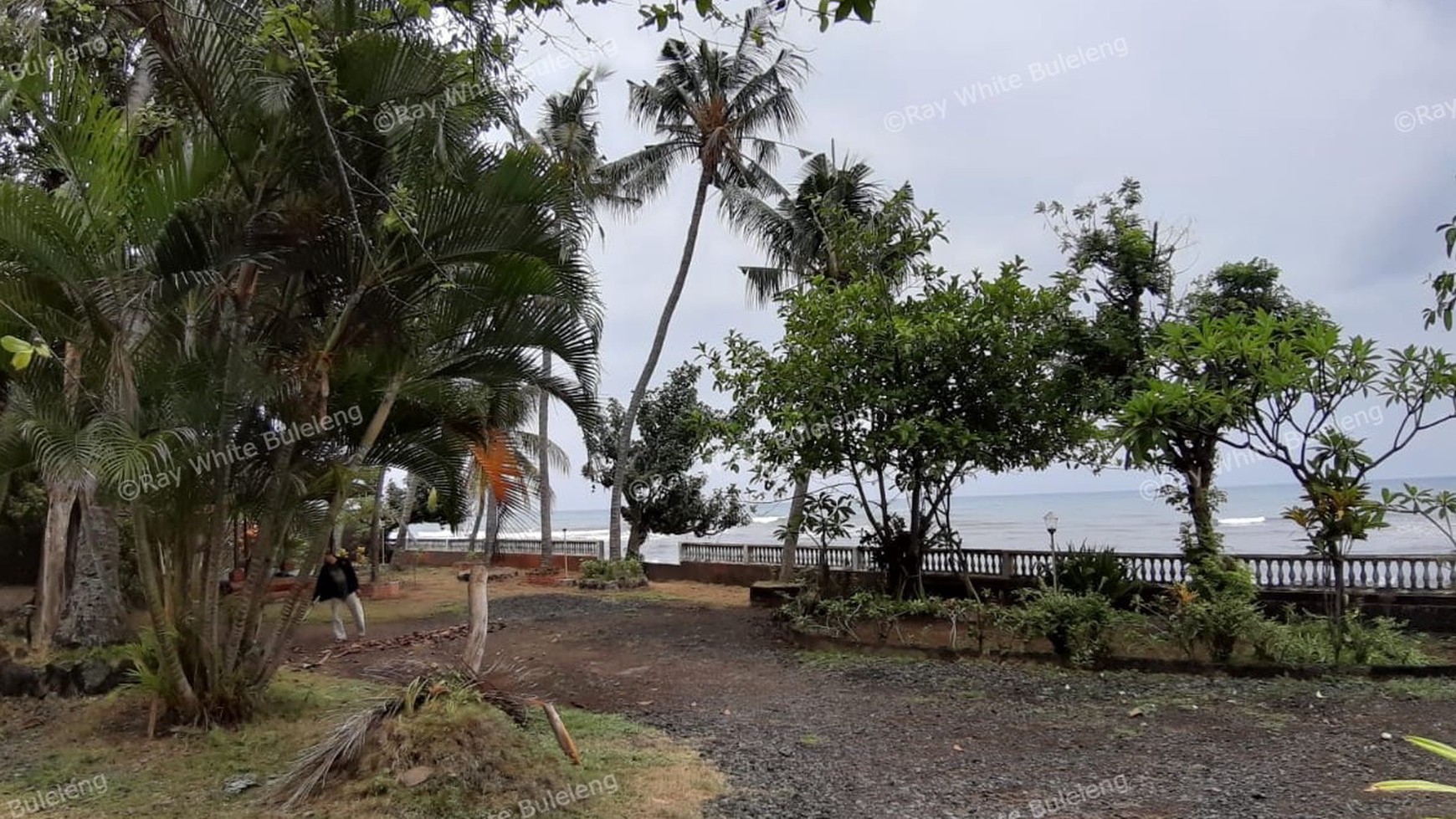 Beachfront Land at Kubutambahan