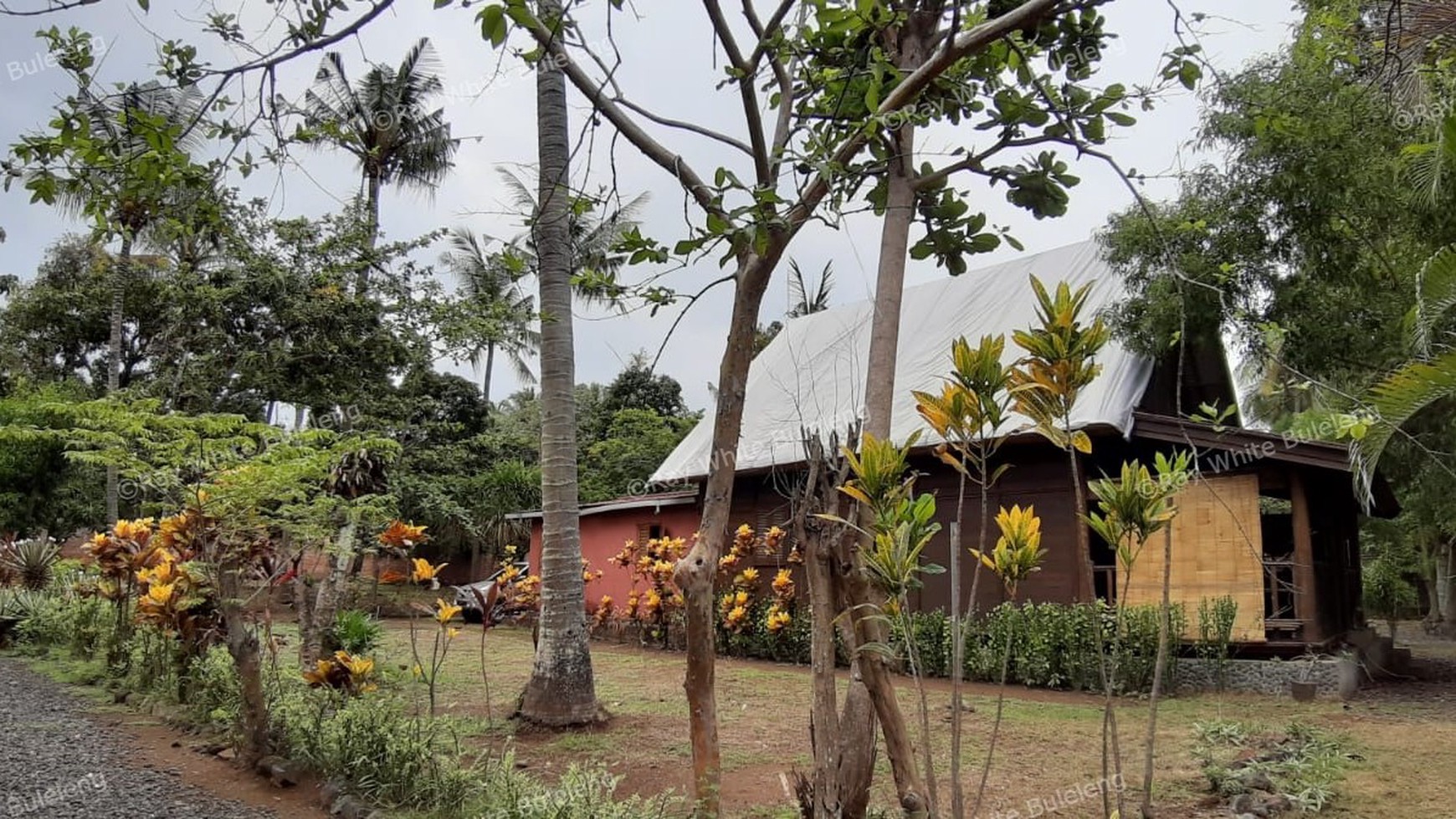 Beachfront Land at Kubutambahan