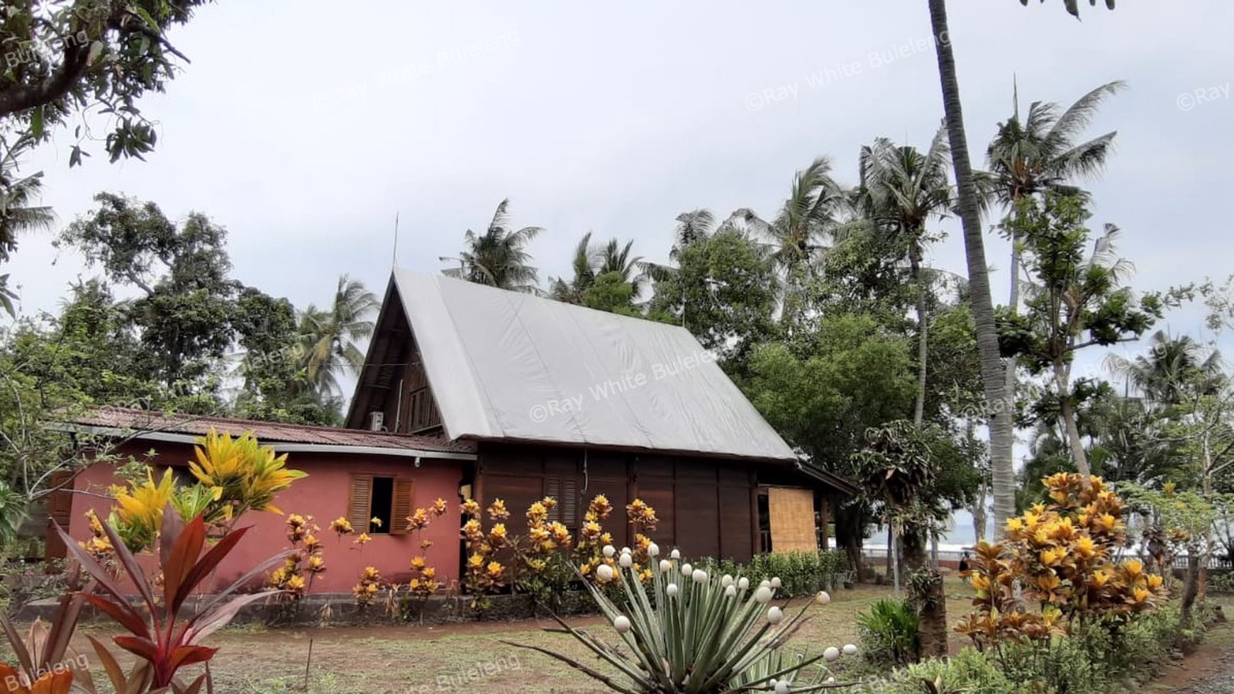 Beachfront Land at Kubutambahan