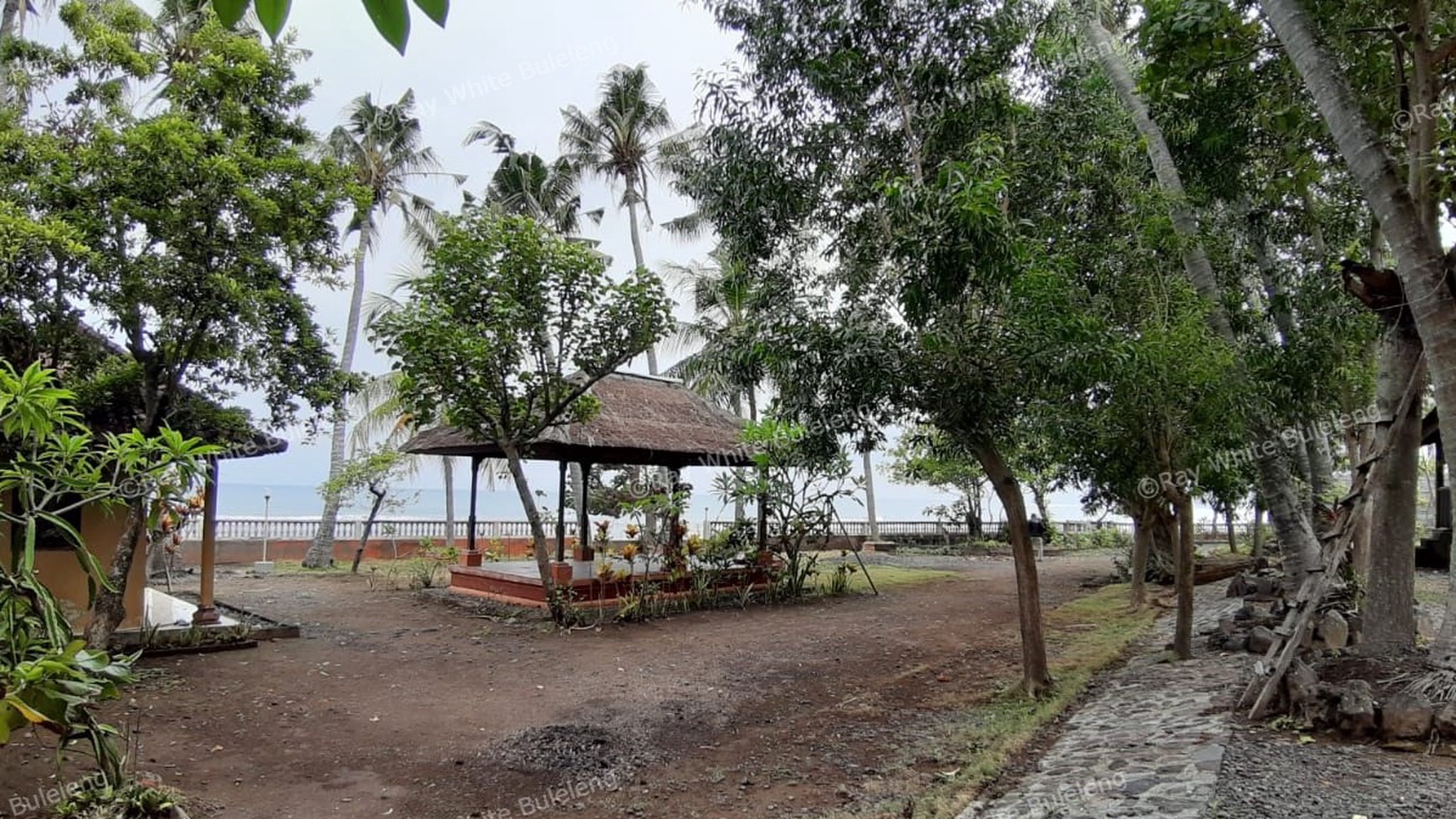 Beachfront Land at Kubutambahan